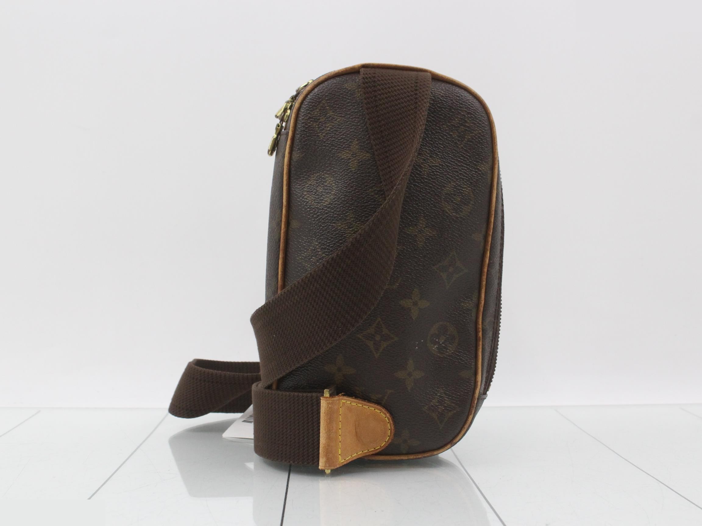 Pochette Gange — view 2
