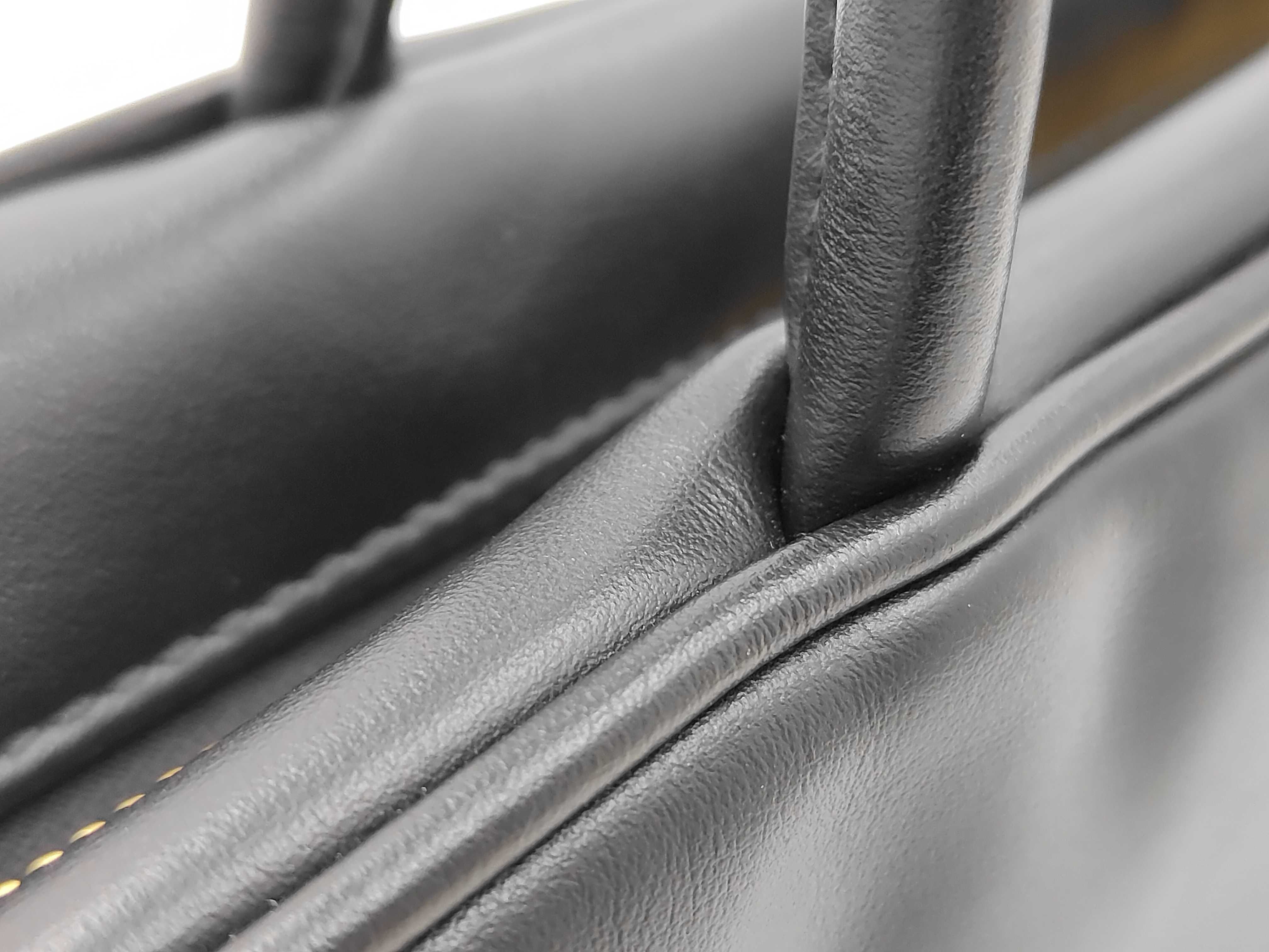 5BB117 Leather Black Handbag — view 3