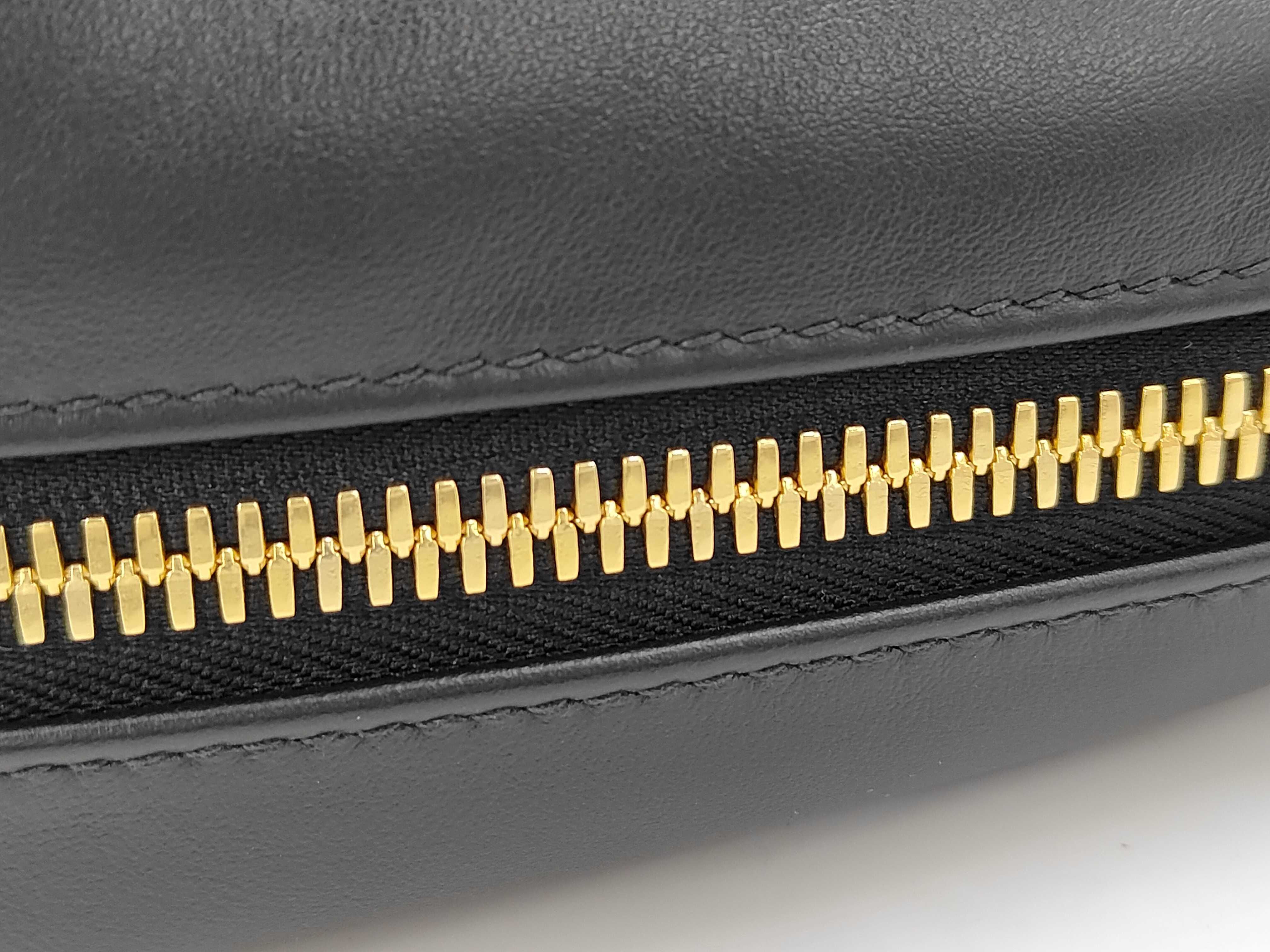 5BB117 Leather Black Handbag — view 8