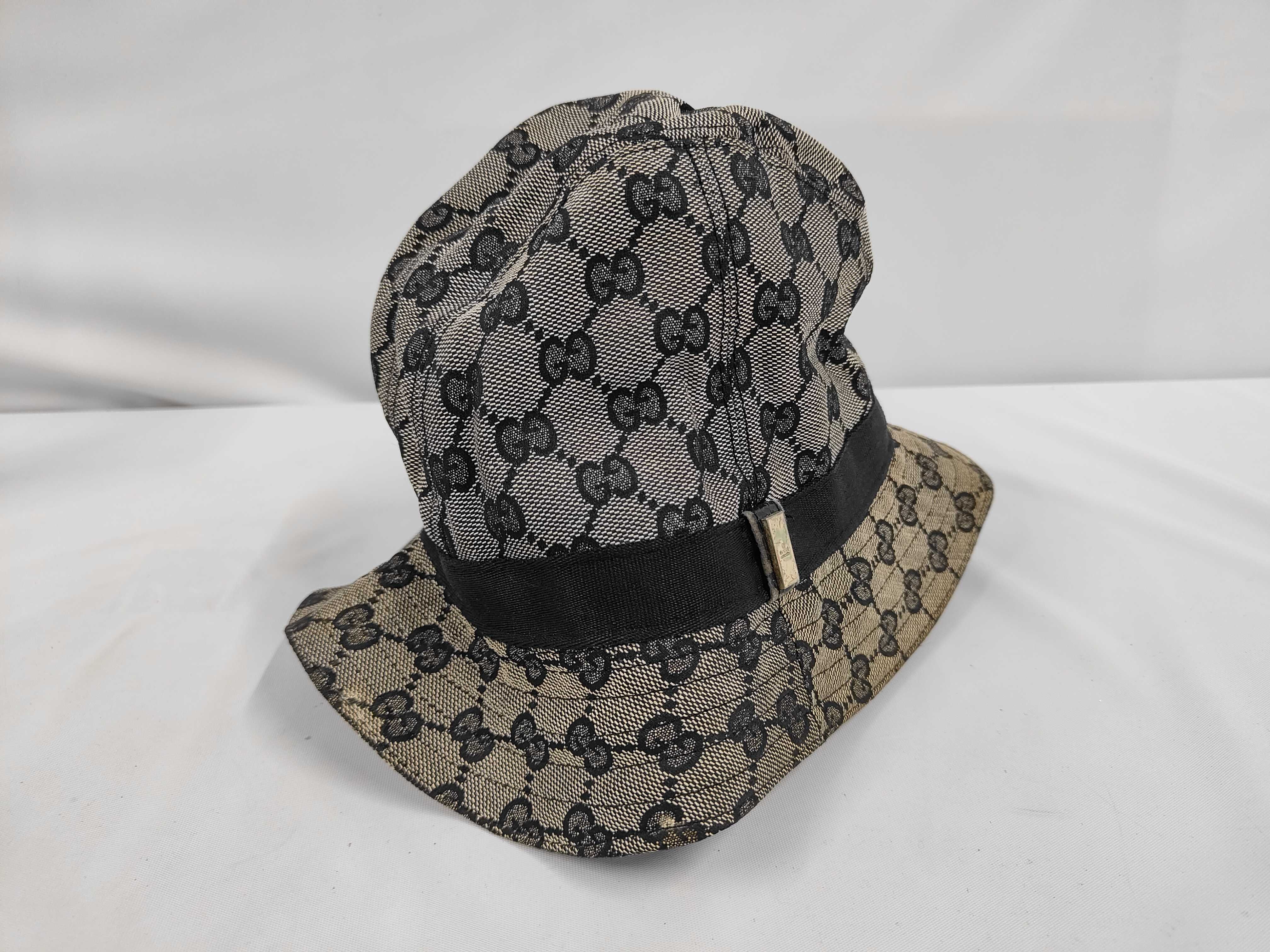 GG Canvas Hat and other accessories