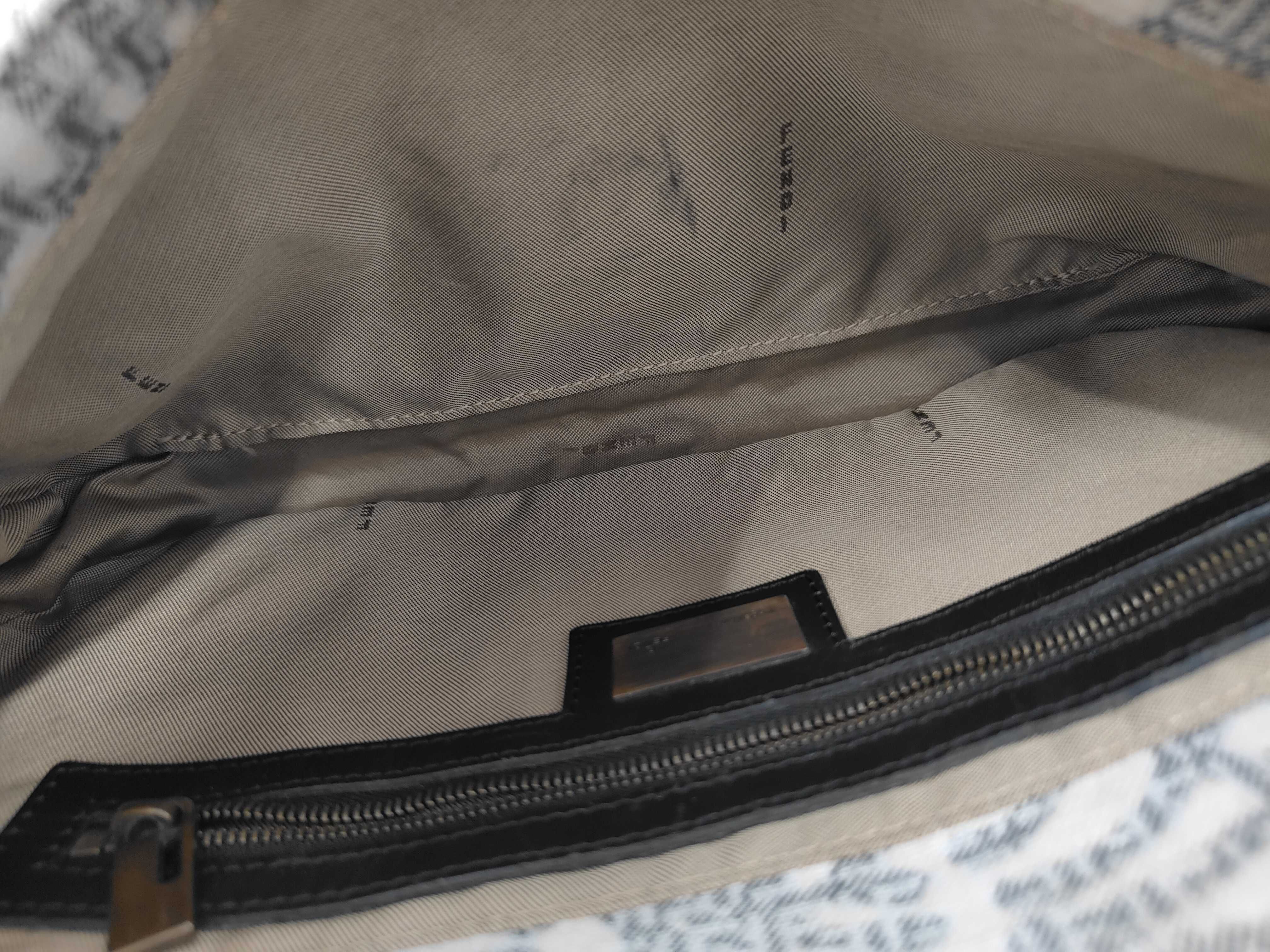 Mamma Bucket Bag — view 9