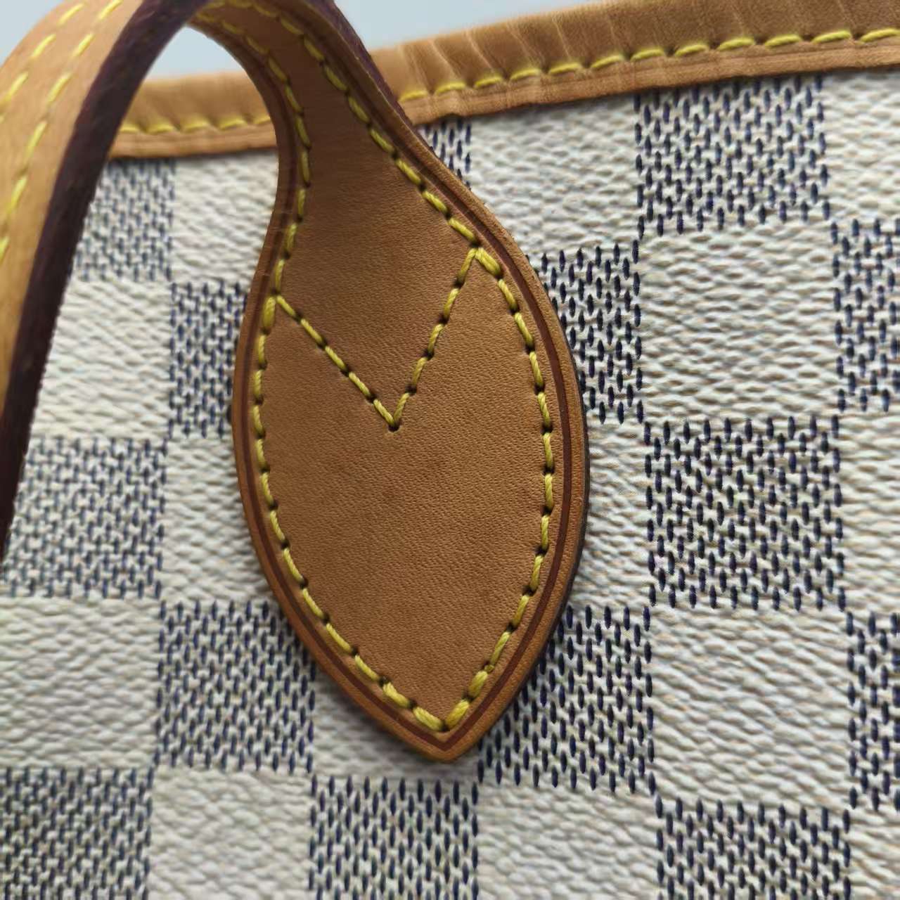 【*Shipped from: China*】LOUIS VUITTON Neverfull PU Handbag — view 10