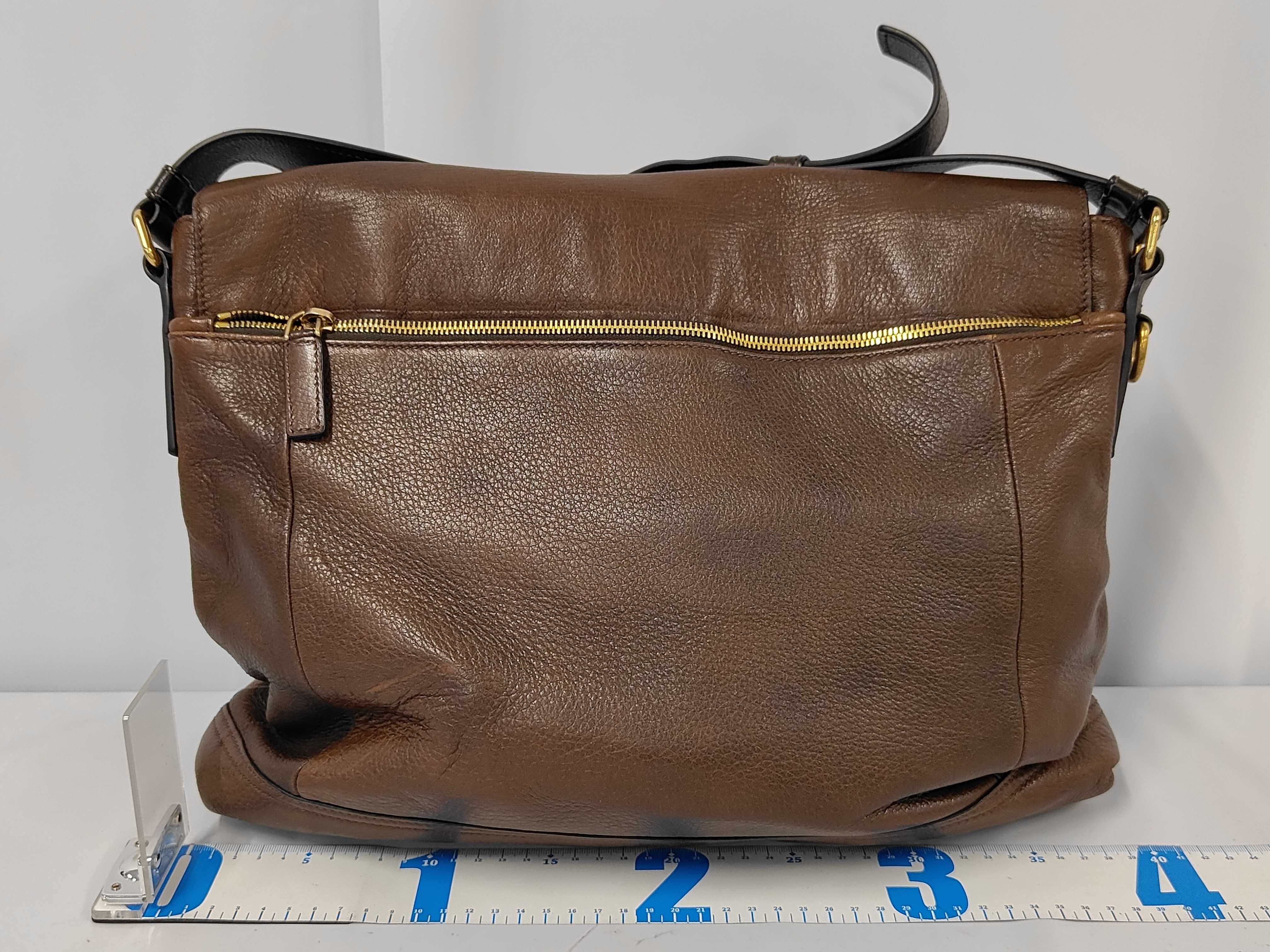 Leather Saffiano Messenger Bag Shoulder Bag — view 2