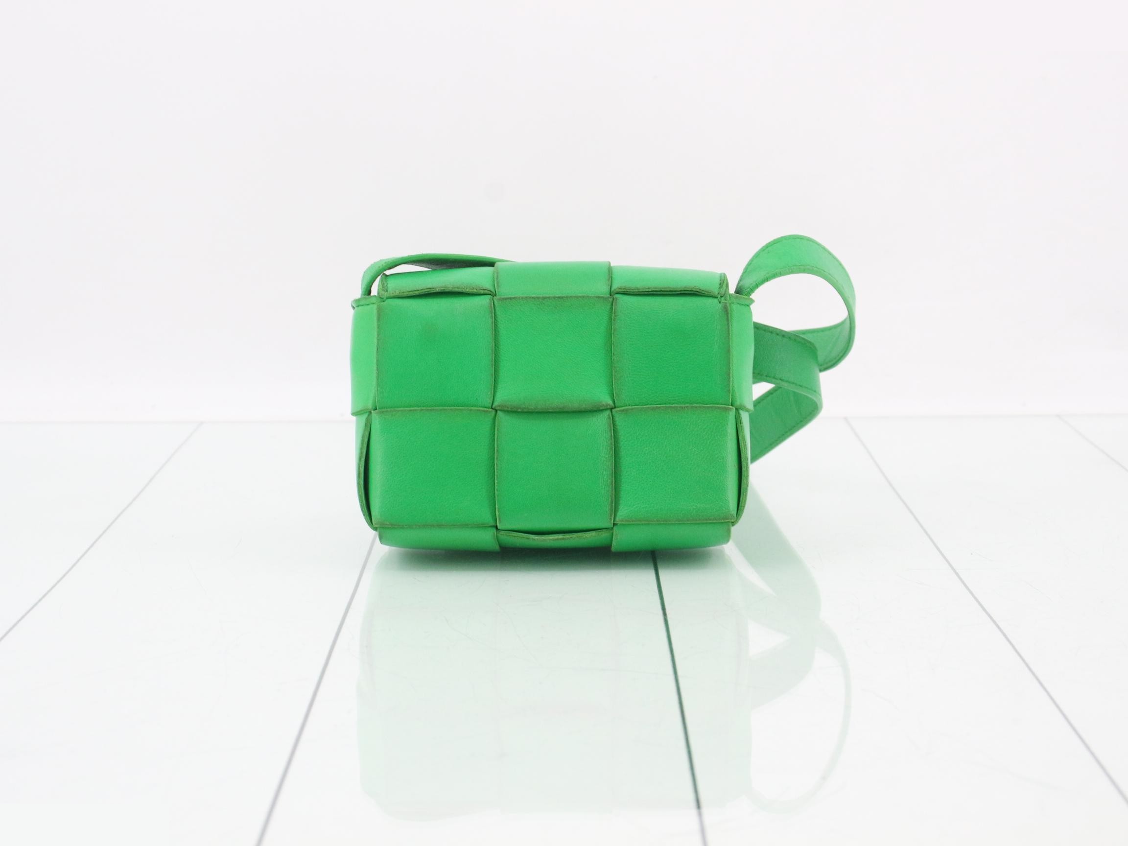 Maxi Intrecciato Candy Cassette Leather — view 2