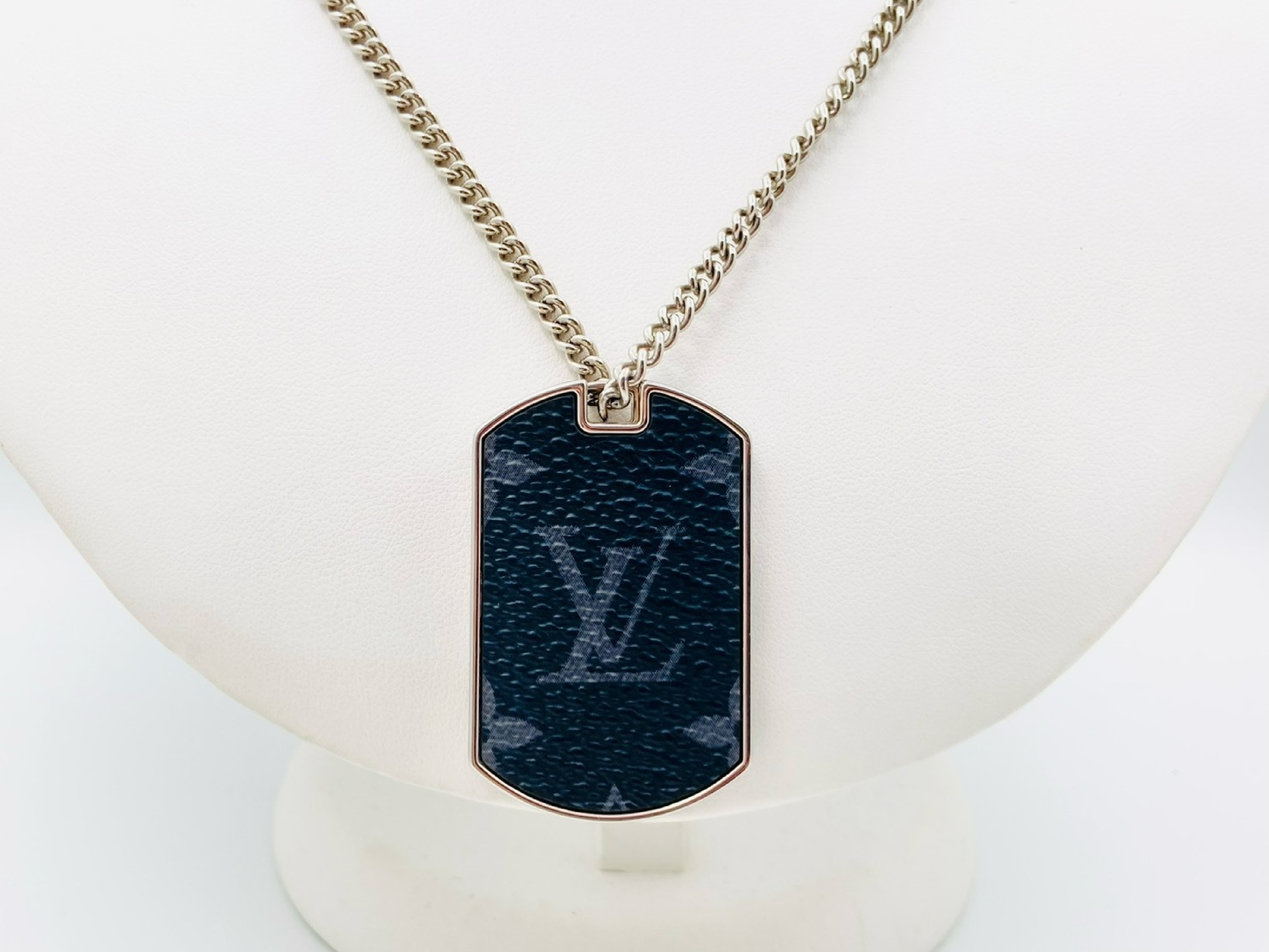 M63640 Monogram Eclipse Collier Plaque Necklace DI0251 Black x Silver Necklace