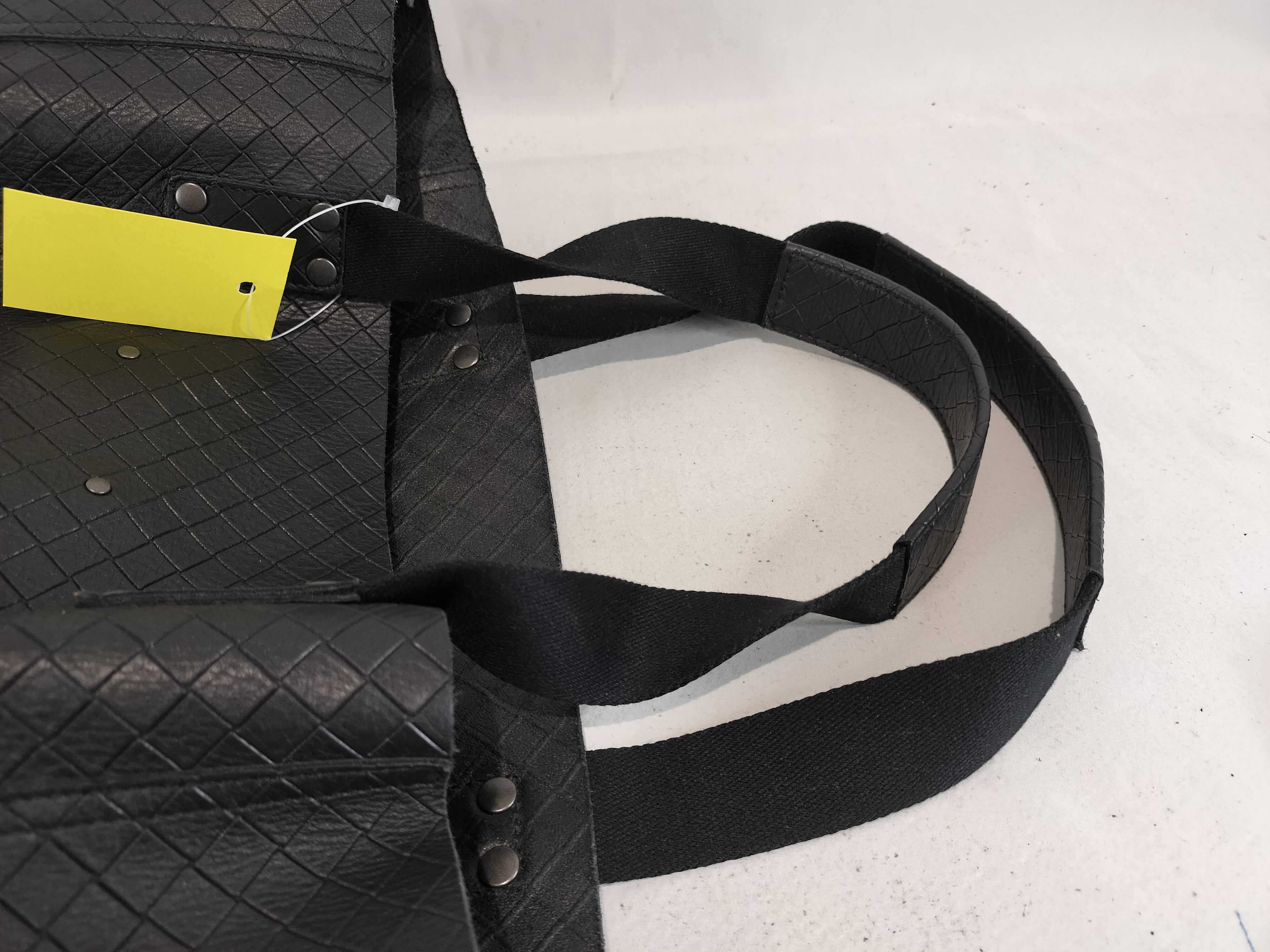 Intrecciato Intrec Mirage Tote Bag Handbag — view 3