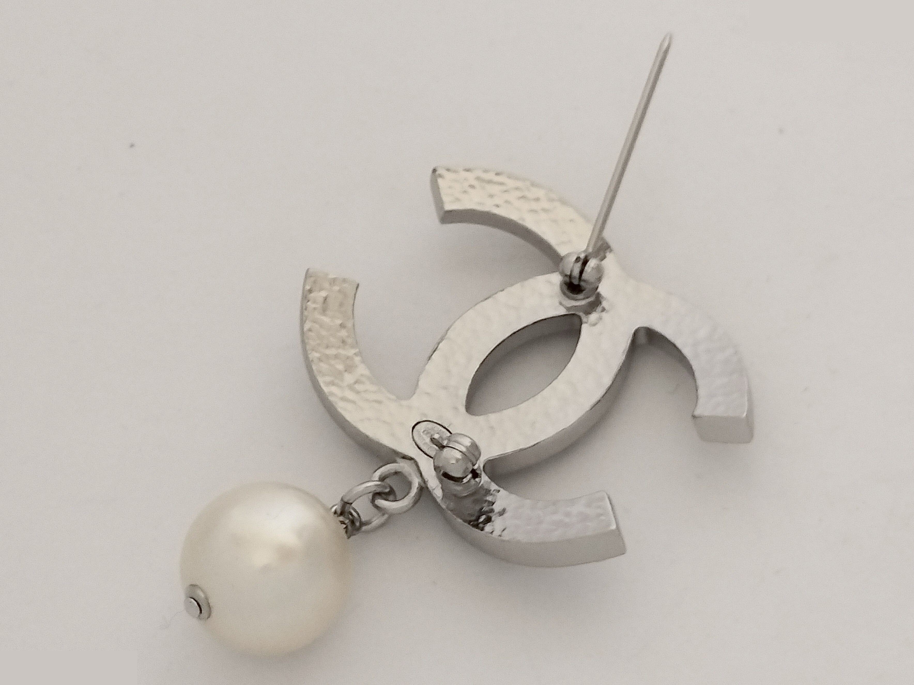 Coco F Pearl Silver Brooch — view 4