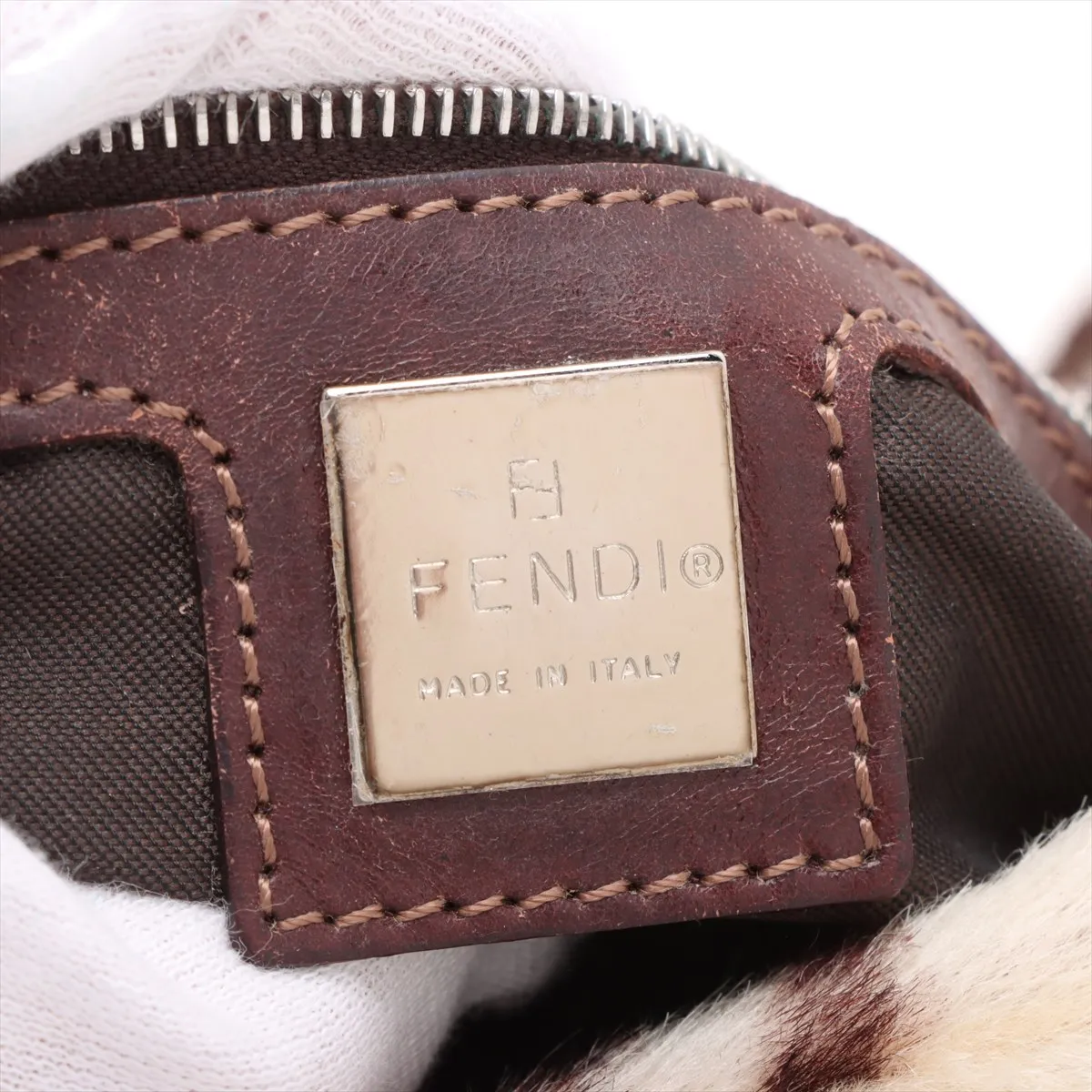 [Individually wrapped] Fendi Mamma Bucket Harako x Leather Shoulder Bag White x Brown 26424 — view 9
