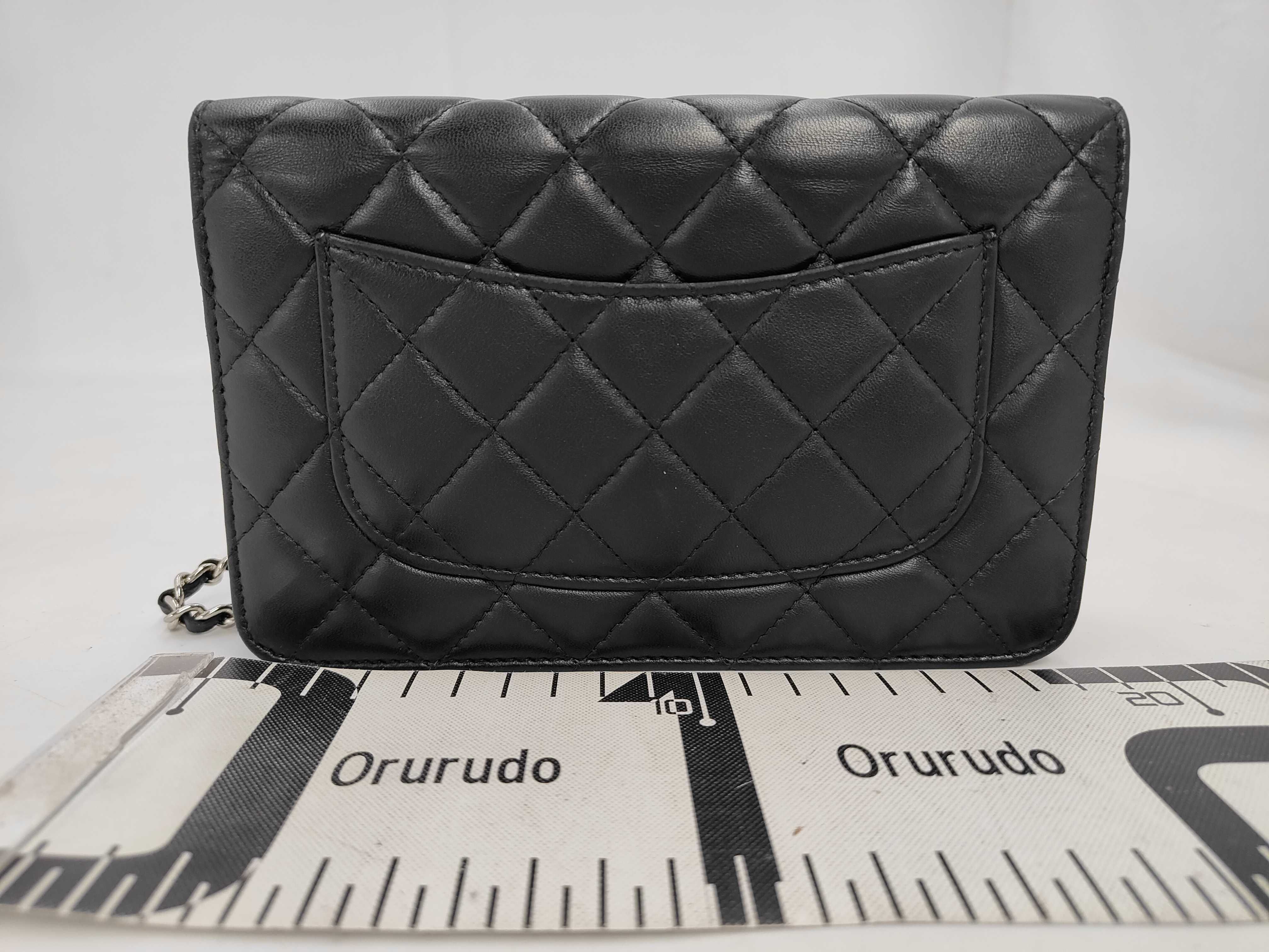 Matelassé Chain Wallet Shoulder Bag — view 2