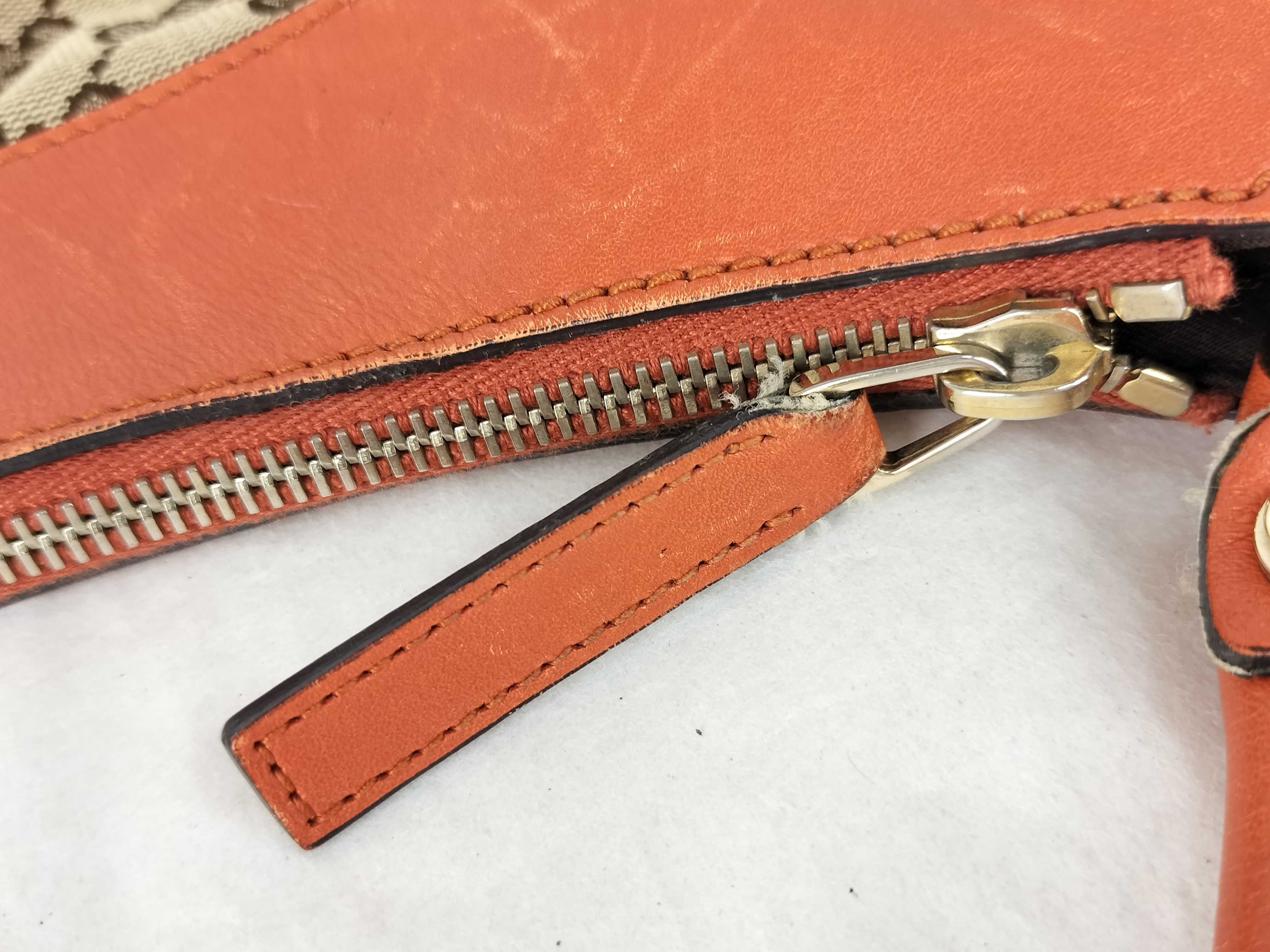 GG Canvas Abbey Bag GG Shoulder Bag — view 13