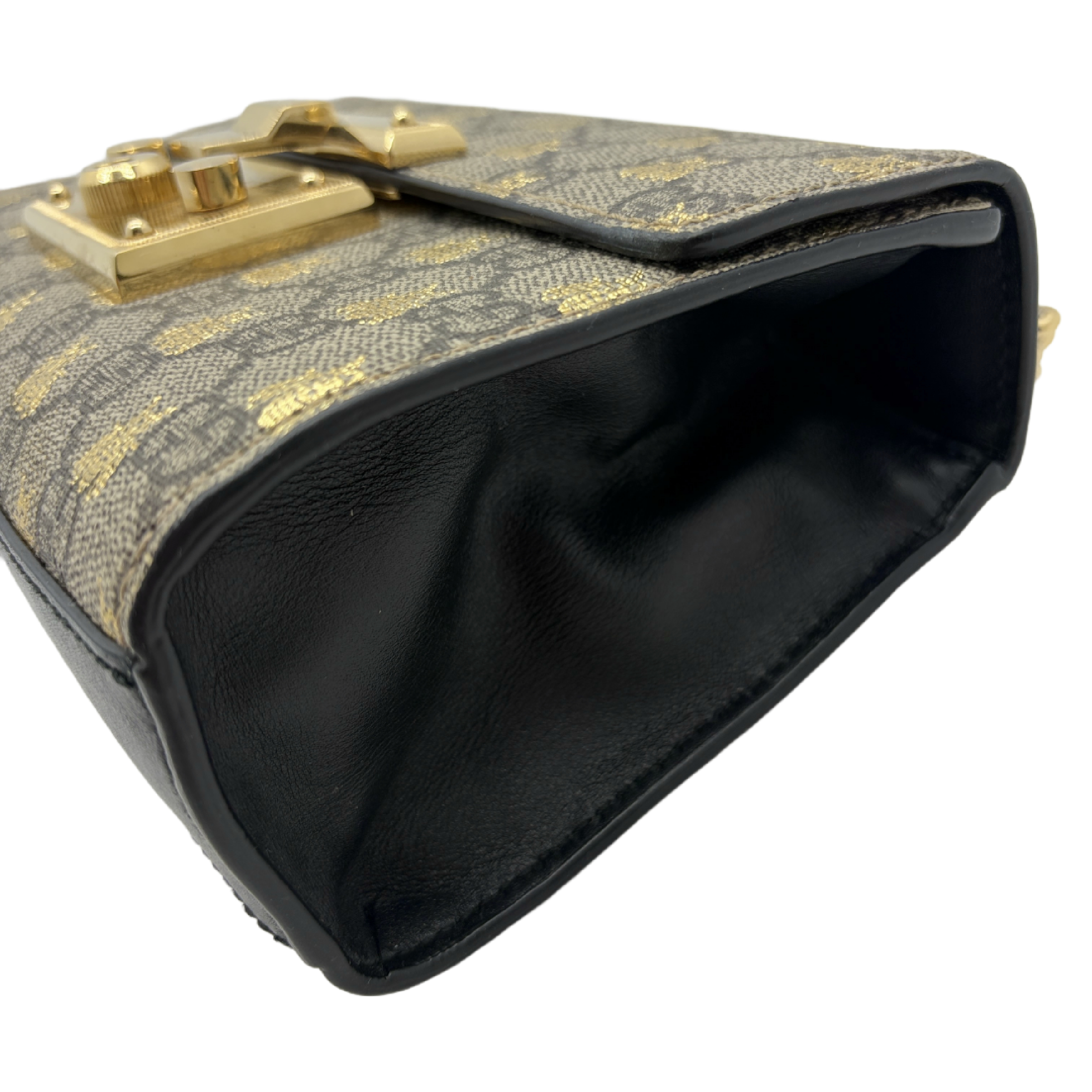Padlock GG Supreme Bee Chain Shoulder Bag — view 6