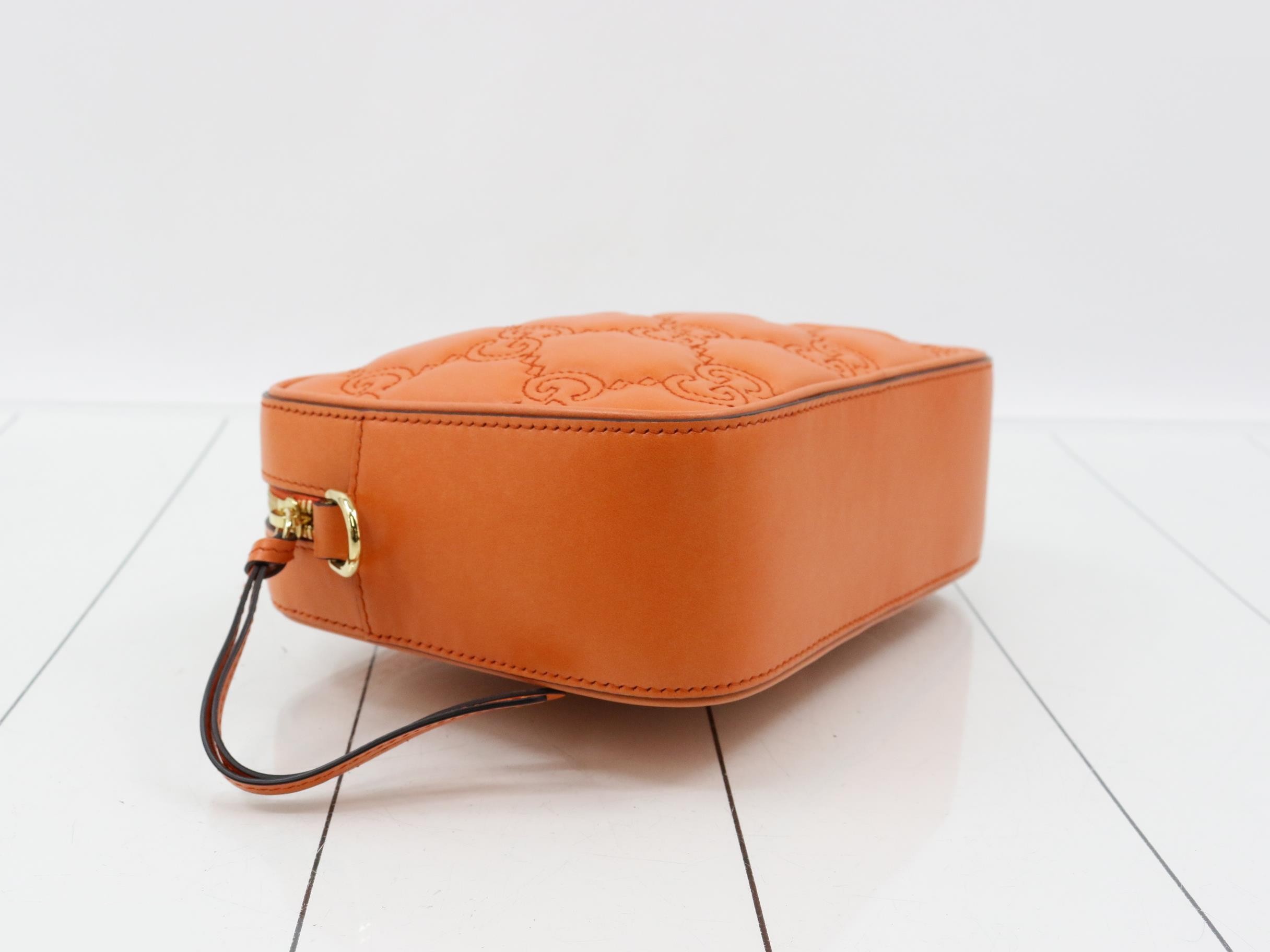 GG Matelassé Leather Shoulder Bag — view 5