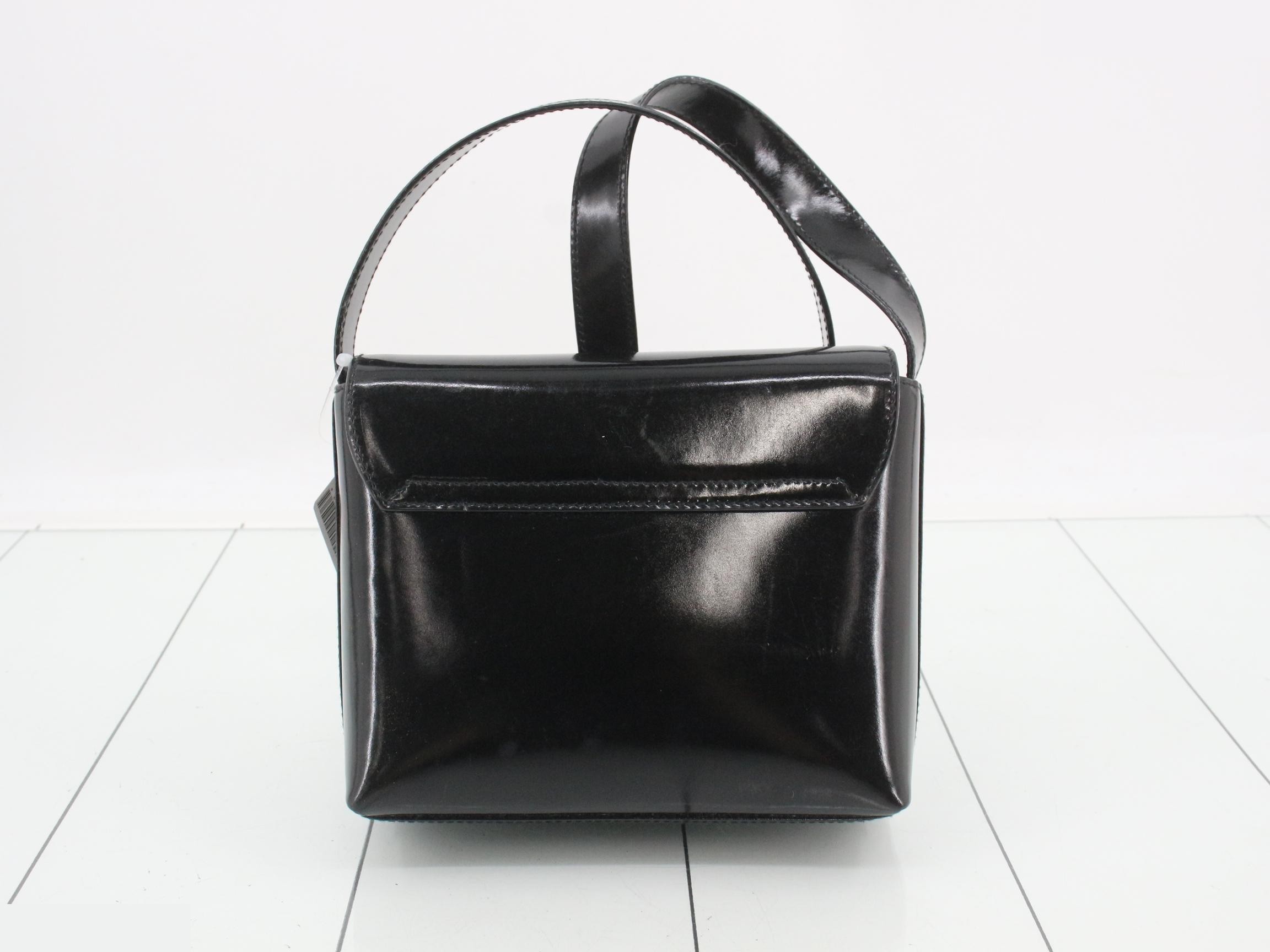 Enamel Black — view 2