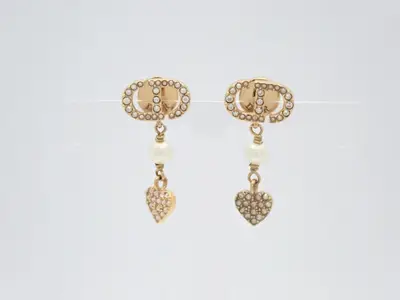 Gold earrings