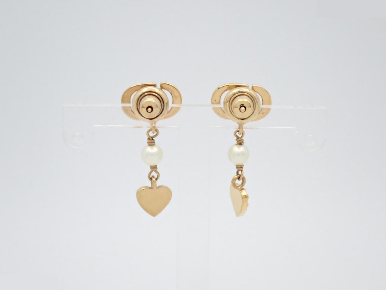 Gold earrings — view 2