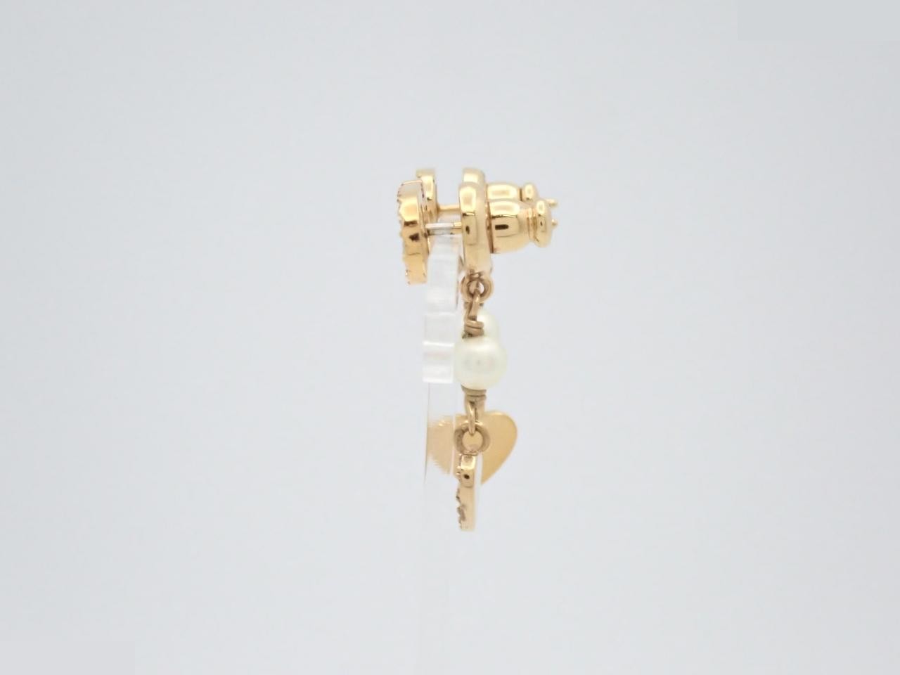Gold earrings — view 3