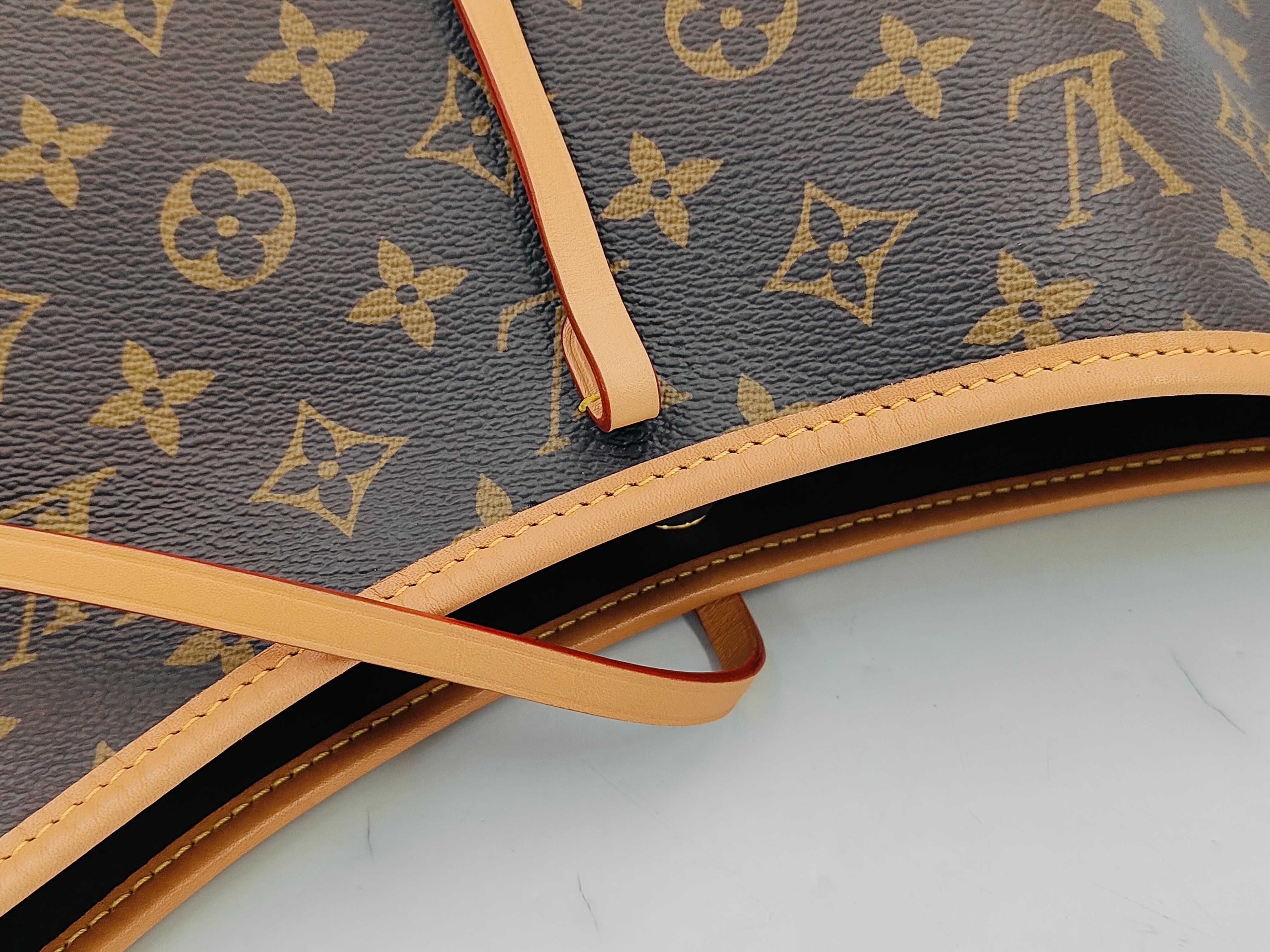 Carryall NM MM Shoulder Bag — view 3