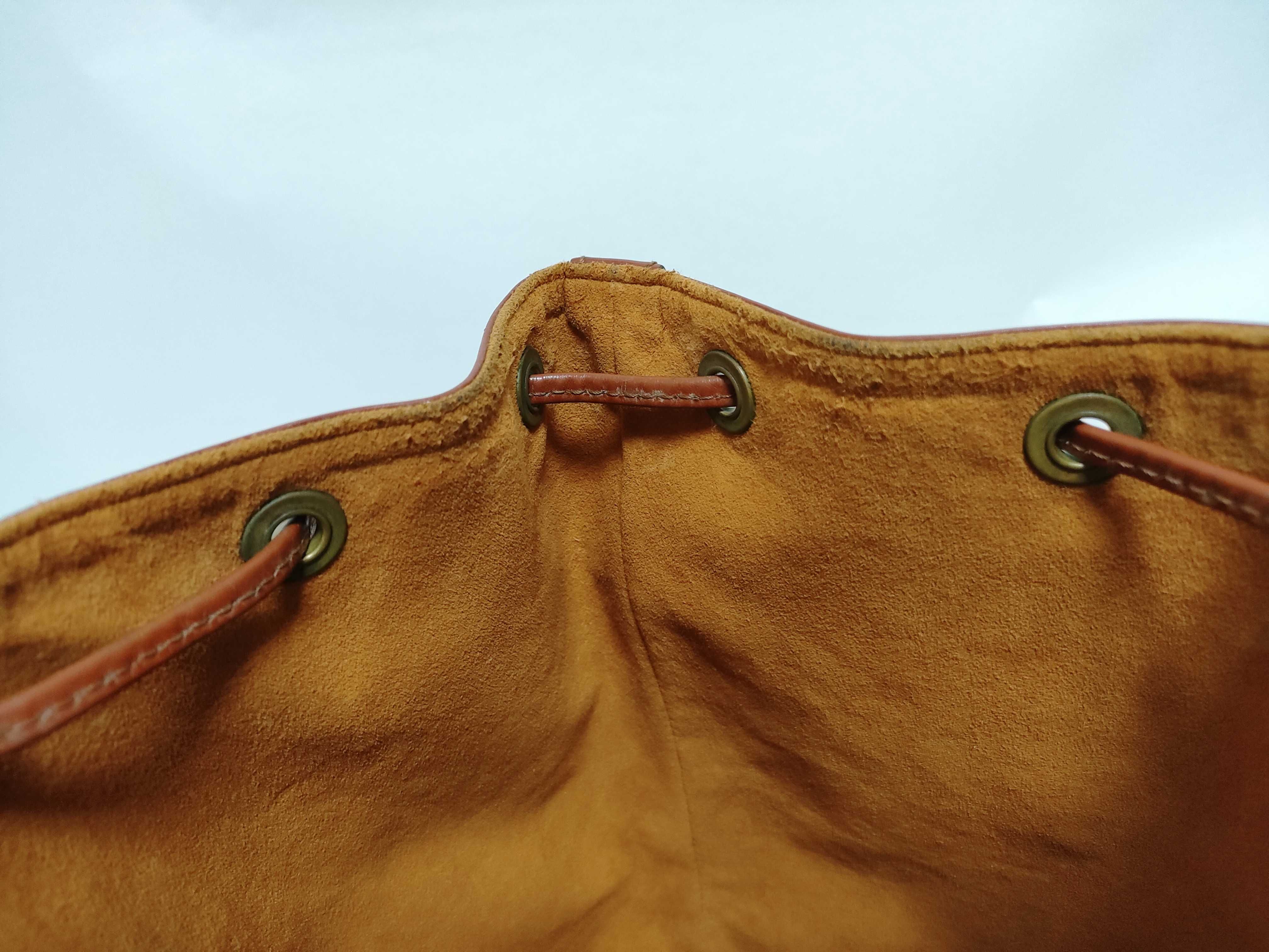 Epi Petit Noé M44103 Brown Shoulder Bag — view 8