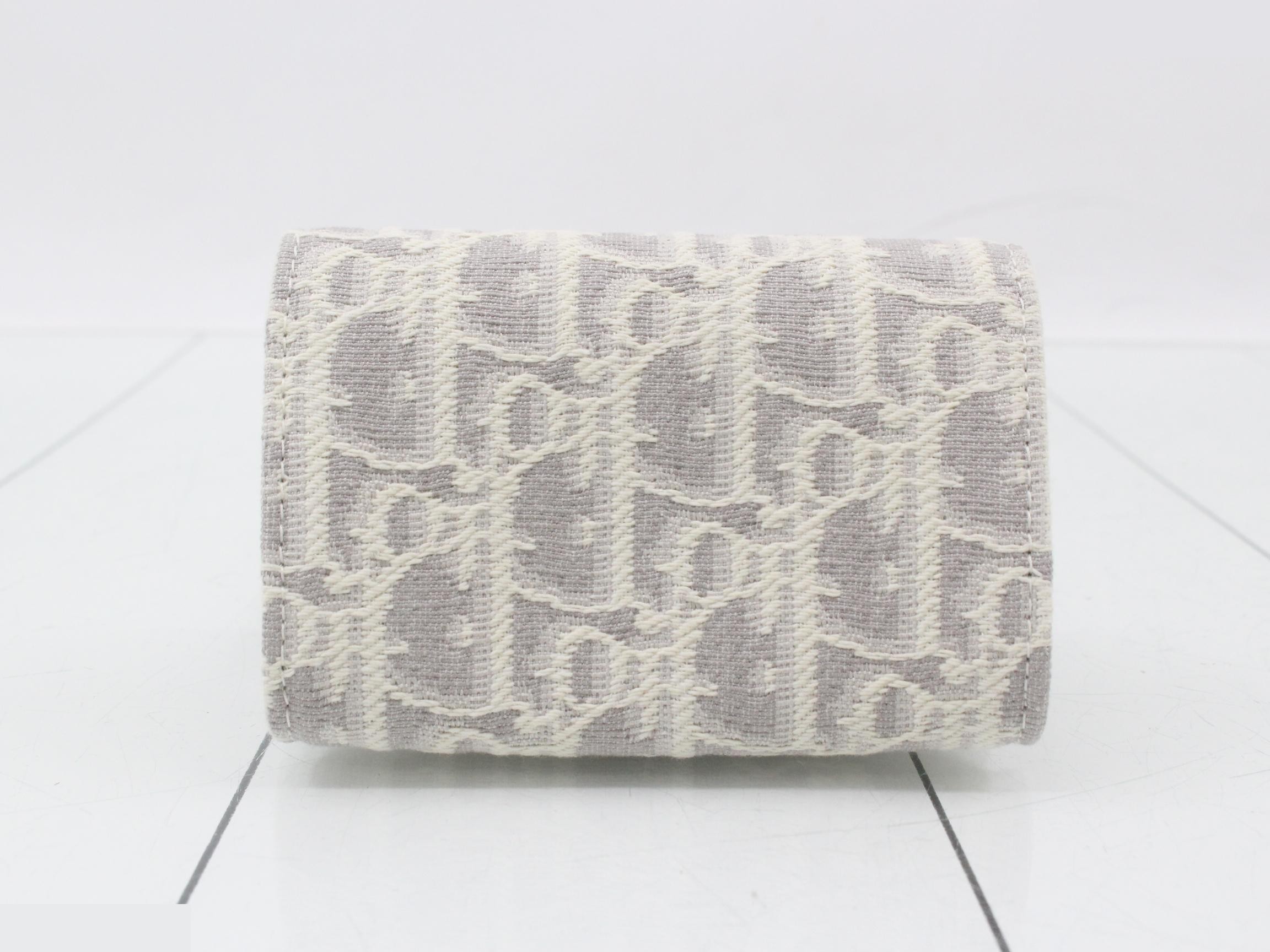 Oblique Promenade Wallet, Unused, Ivory — view 2