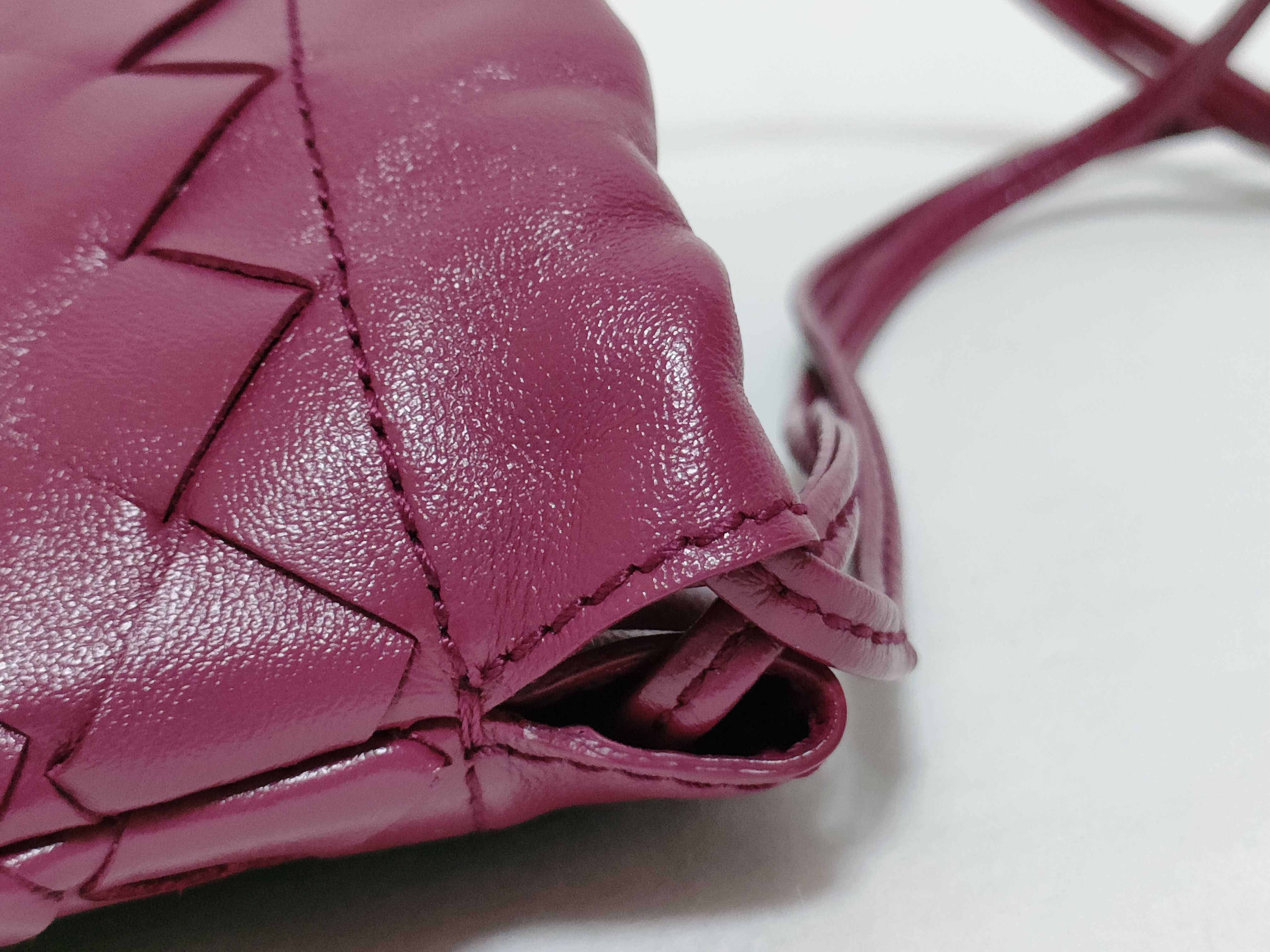 Intrecciato Bottega Veneta Intrecciato Dust Bag Leather Shoulder Bag Purple Shoulder Bag — view 5