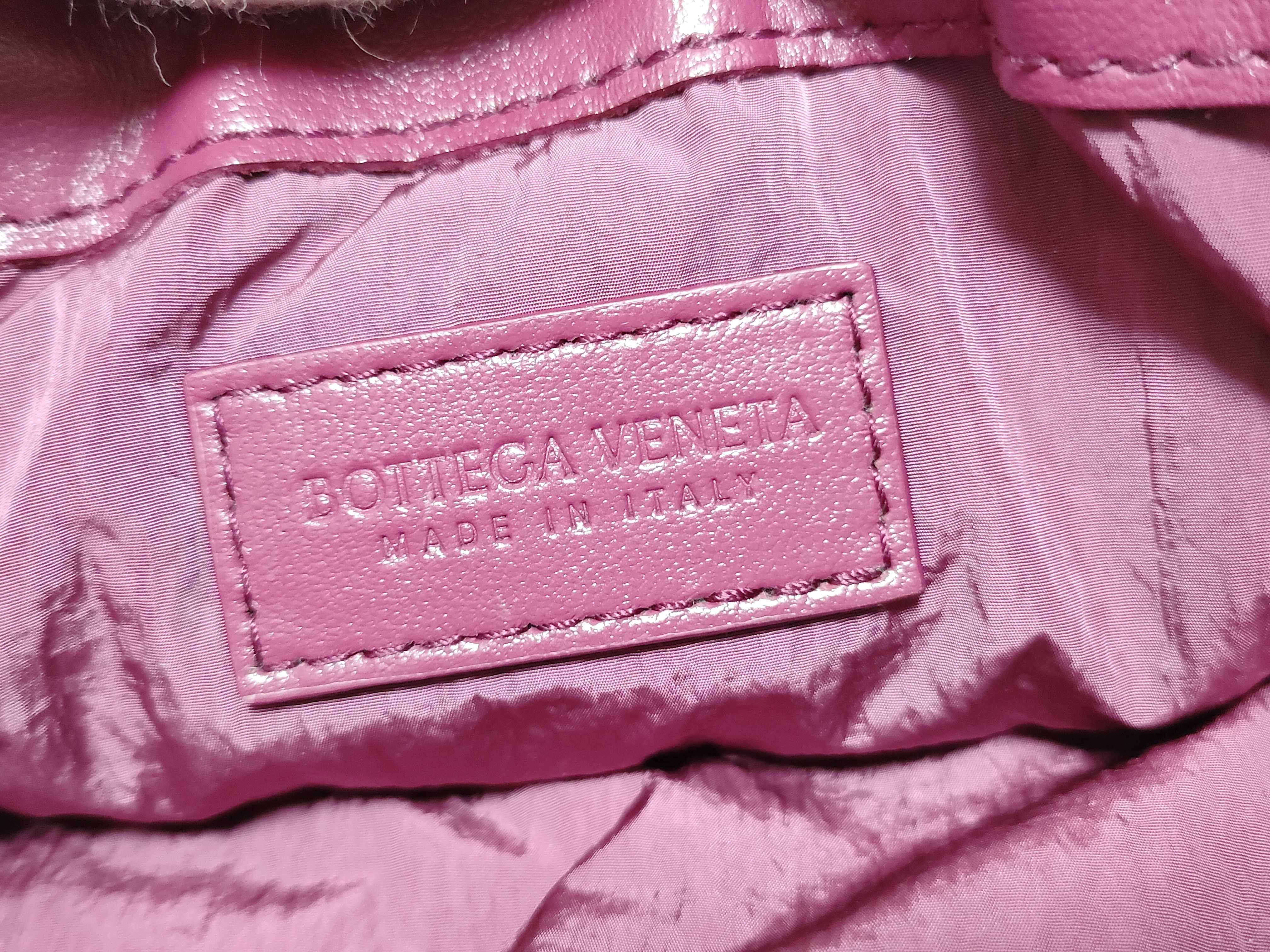 Intrecciato Bottega Veneta Intrecciato Dust Bag Leather Shoulder Bag Purple Shoulder Bag — view 10