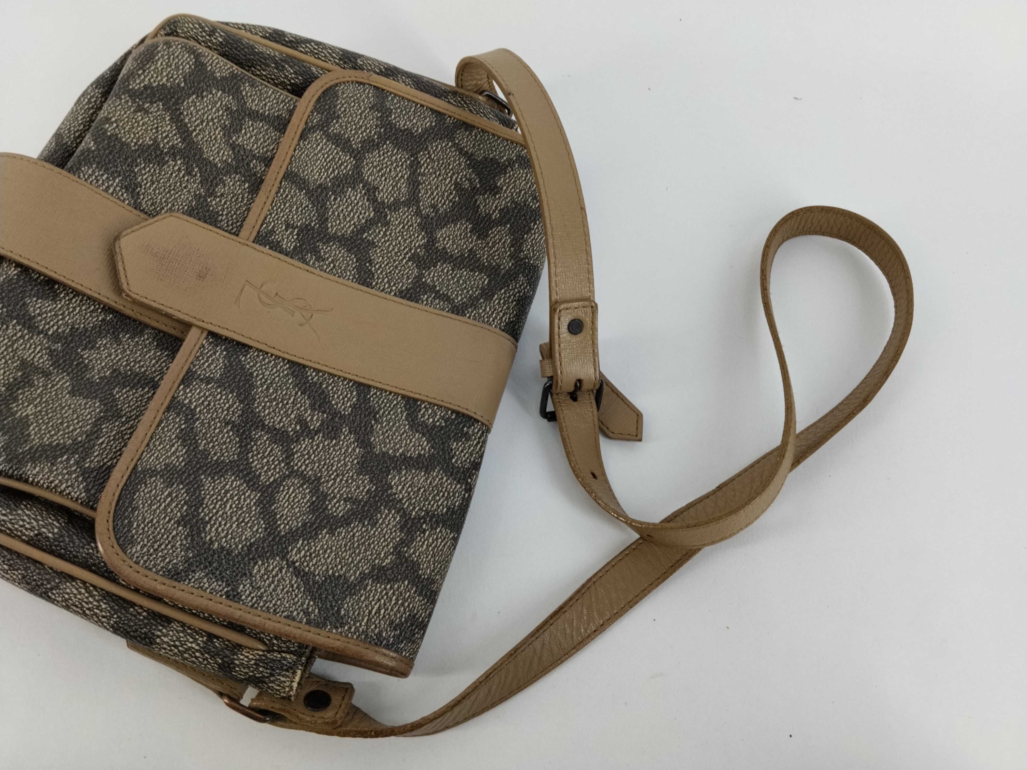 Giraffe Shoulder Bag (Beige) — view 3