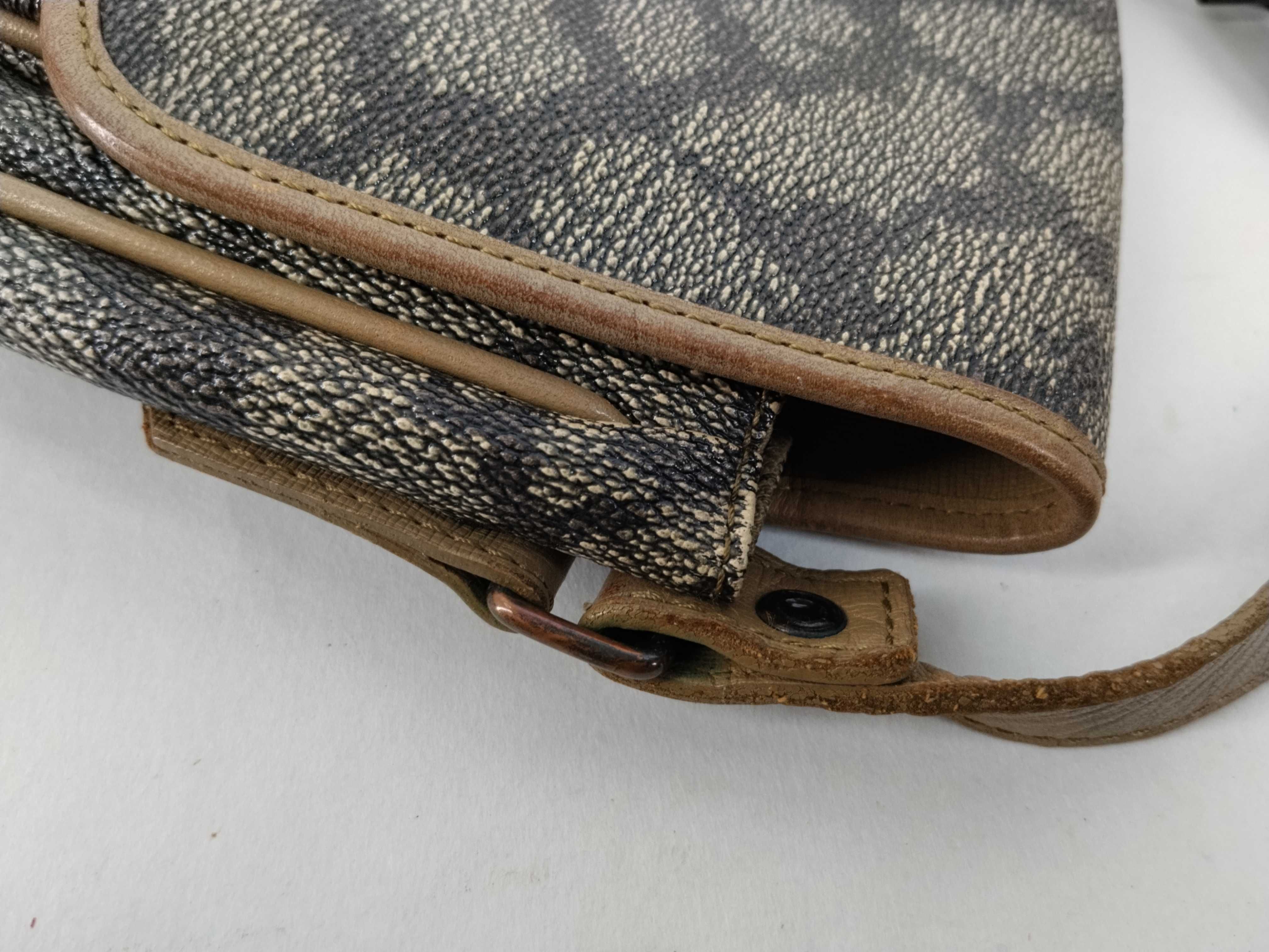Giraffe Shoulder Bag (Beige) — view 5
