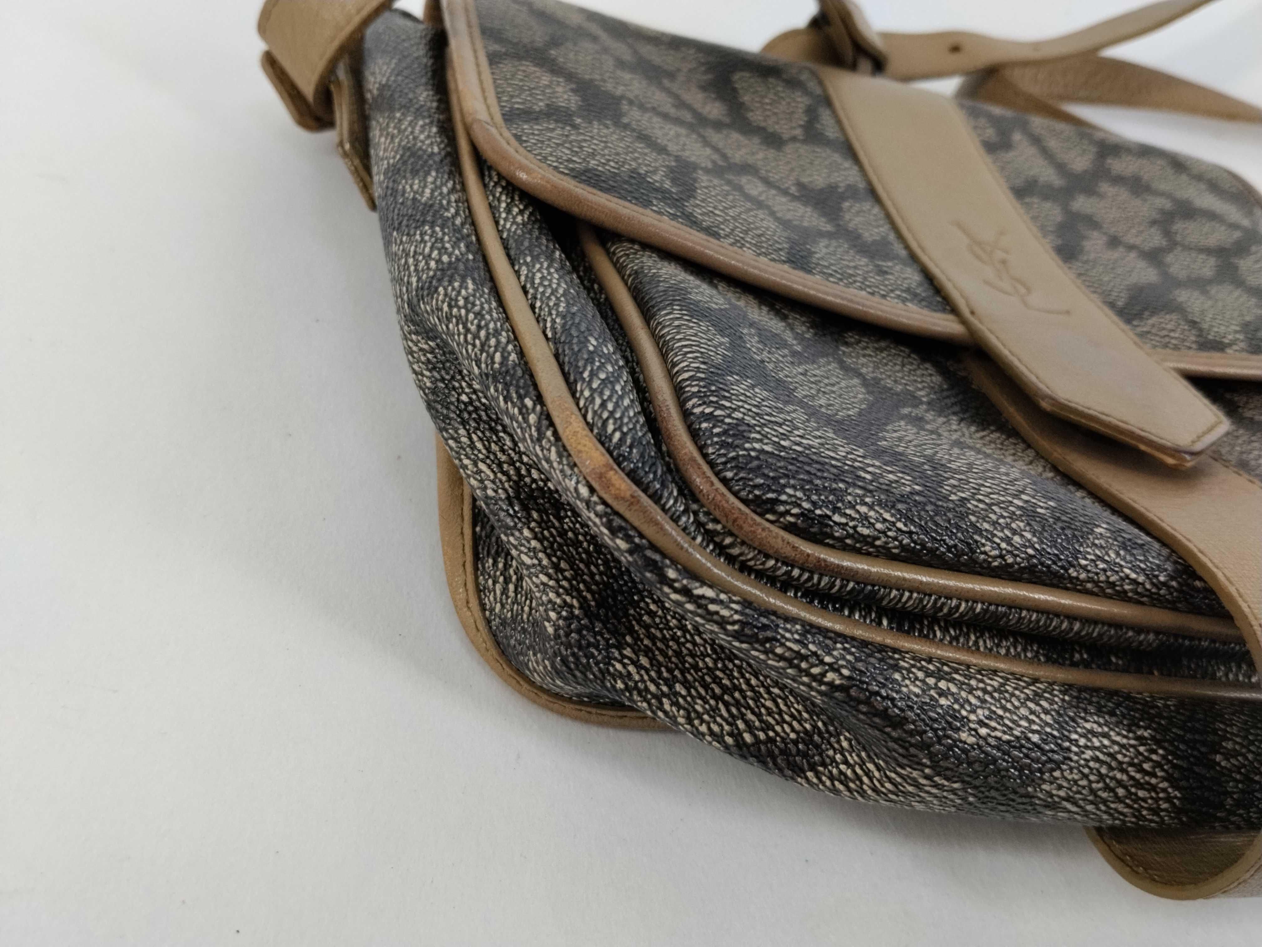 Giraffe Shoulder Bag (Beige) — view 6