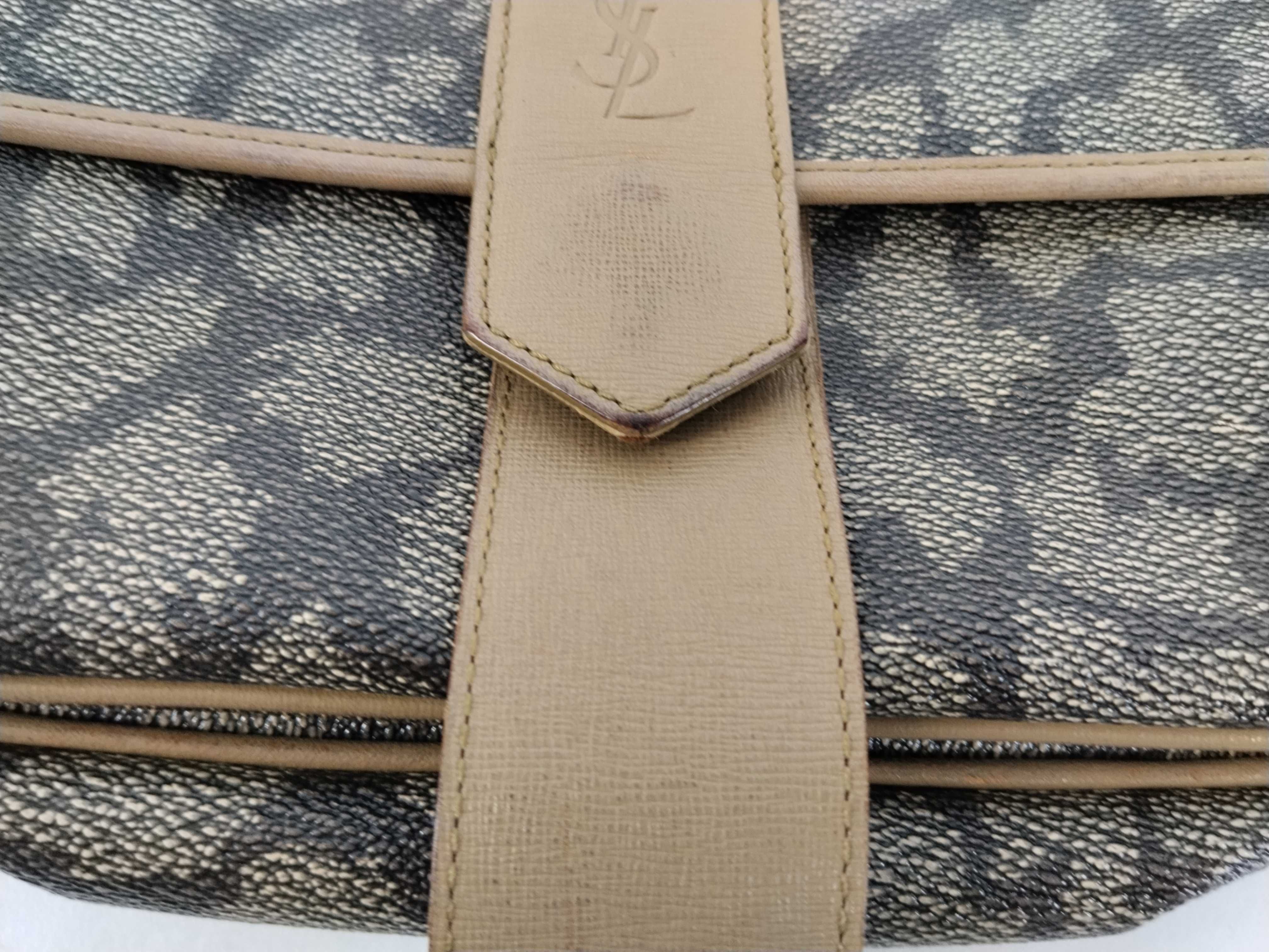 Giraffe Shoulder Bag (Beige) — view 8