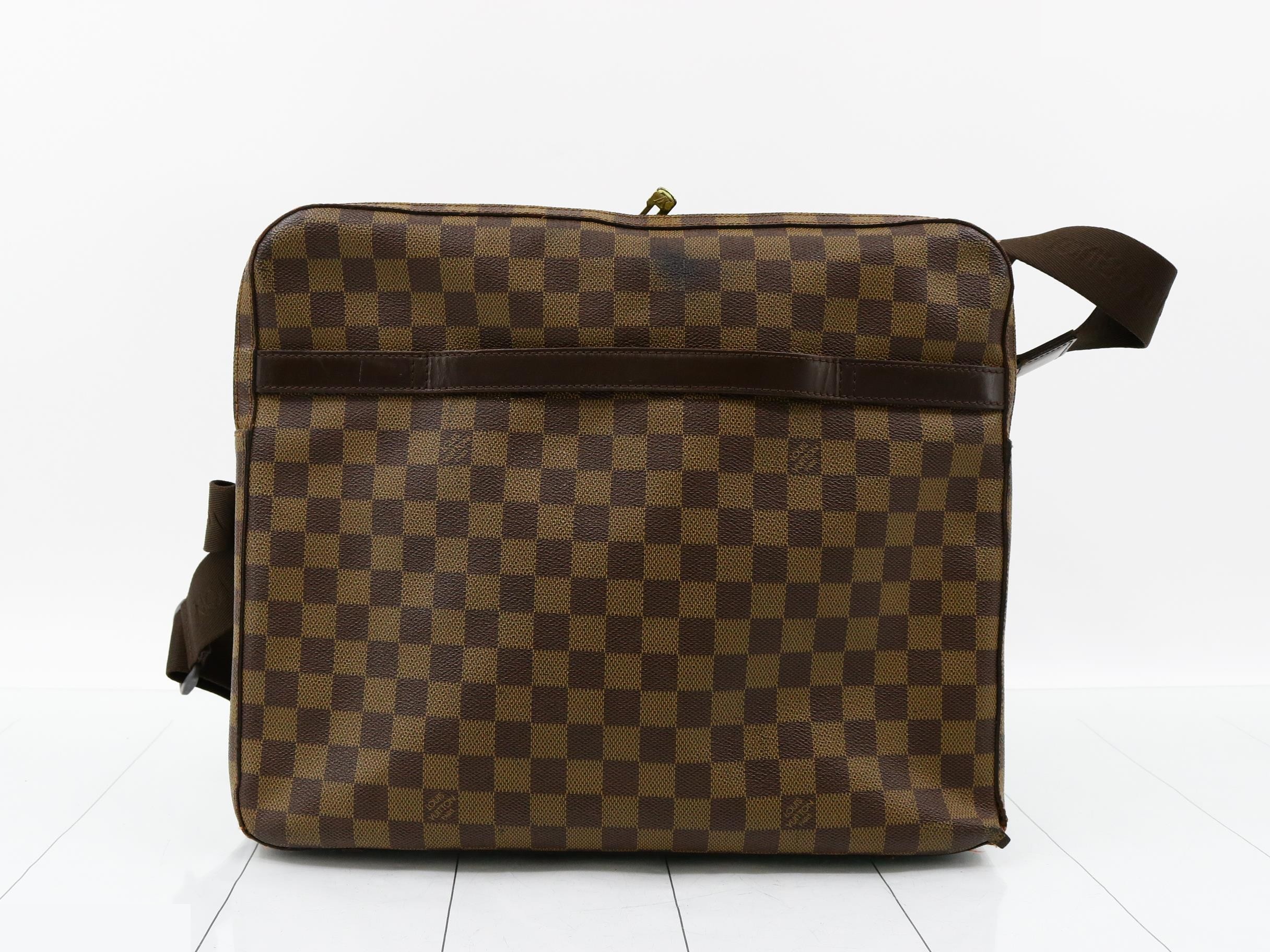 Damier Dorsoduro Shoulder Bag — view 2