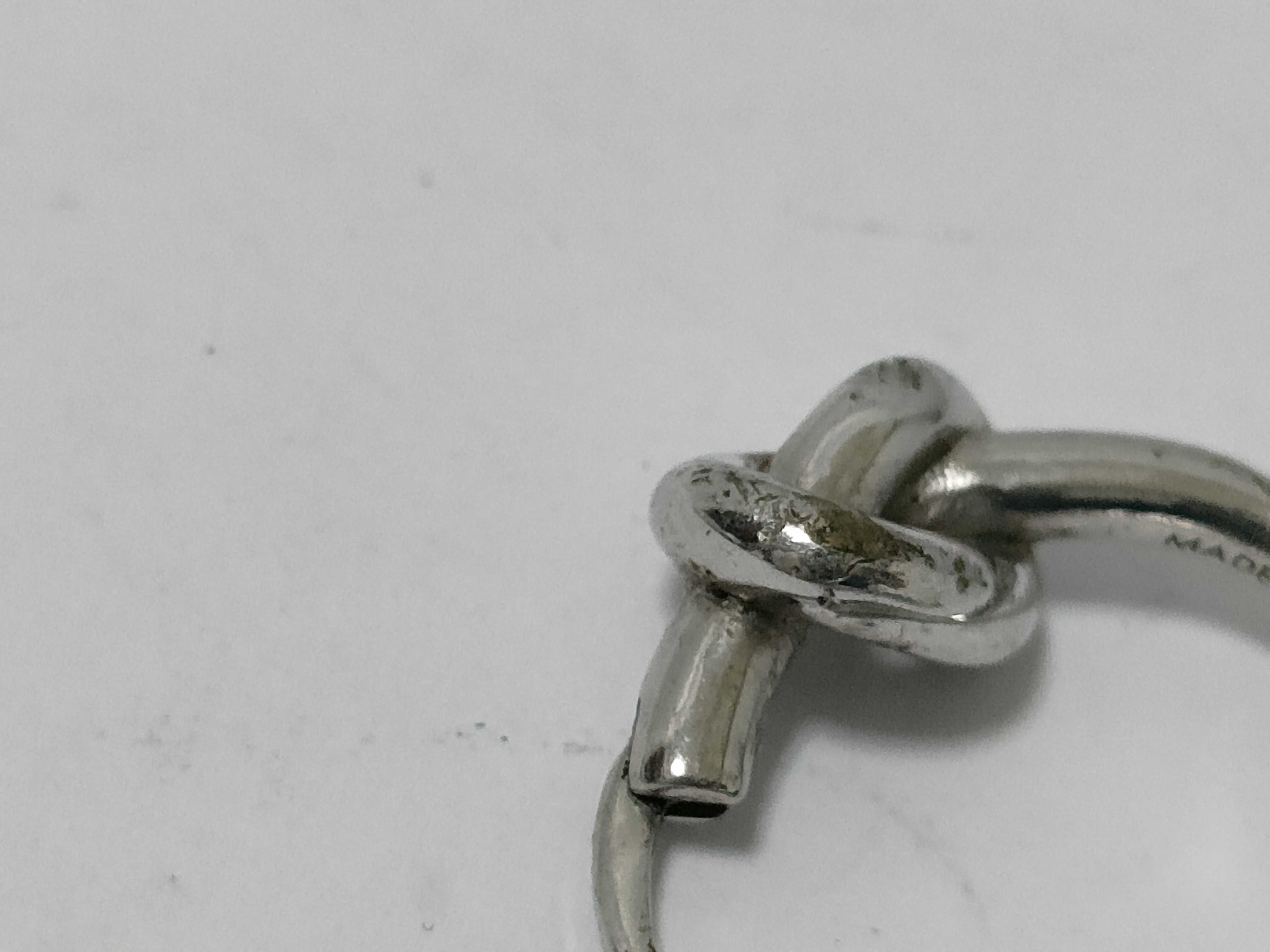 Knot Small Hoop Earring (Single) — view 7