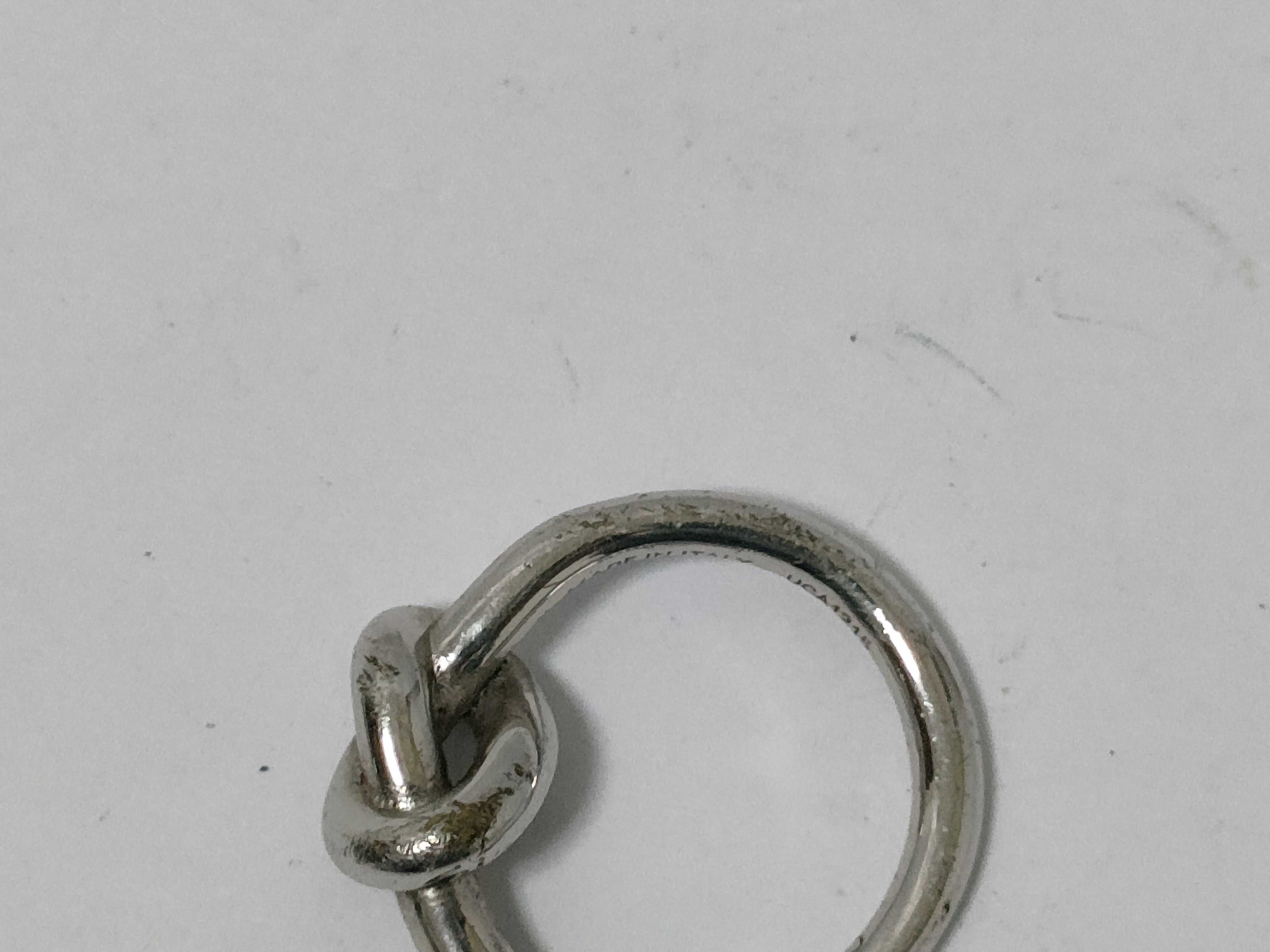 Knot Small Hoop Earring (Single) — view 10