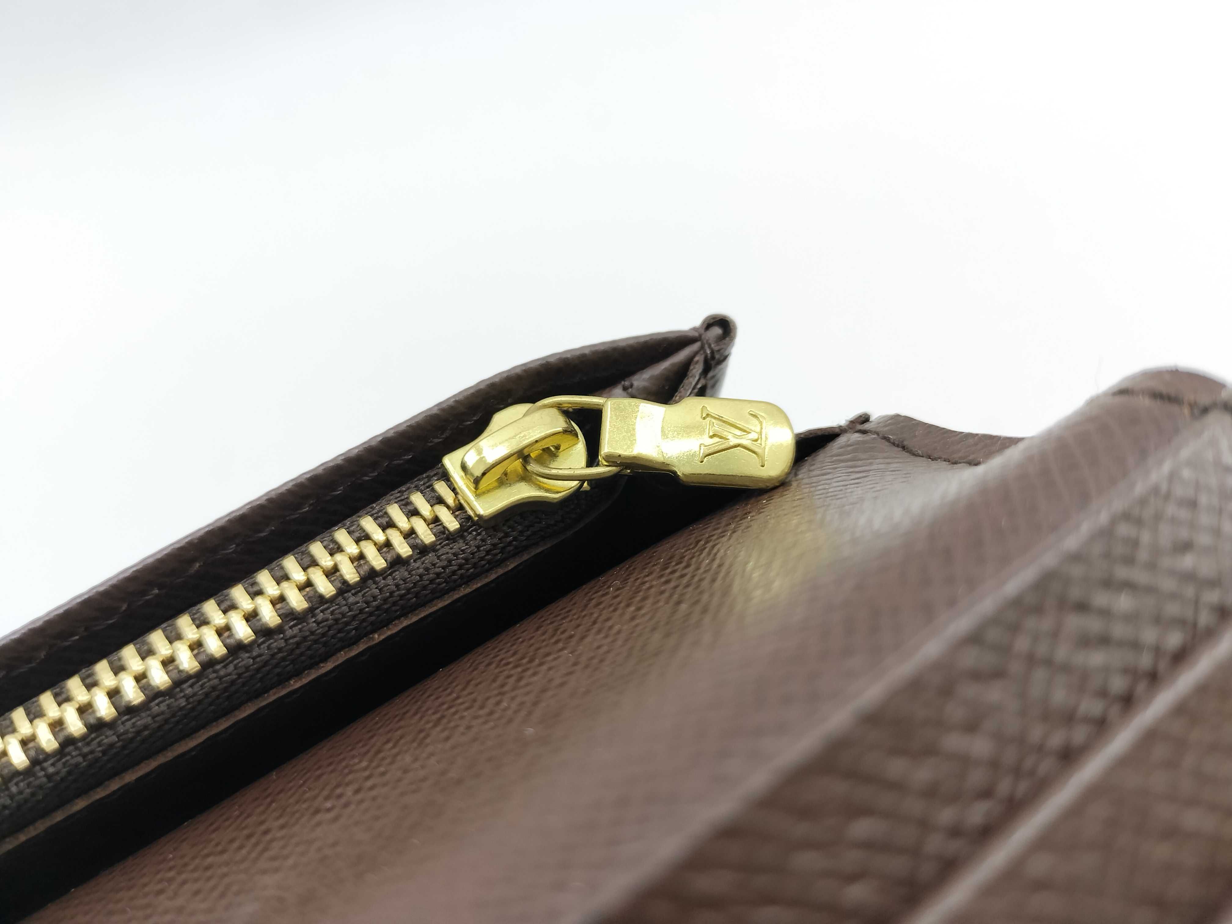 Damier Portefeuille Brazza Wallet — view 11
