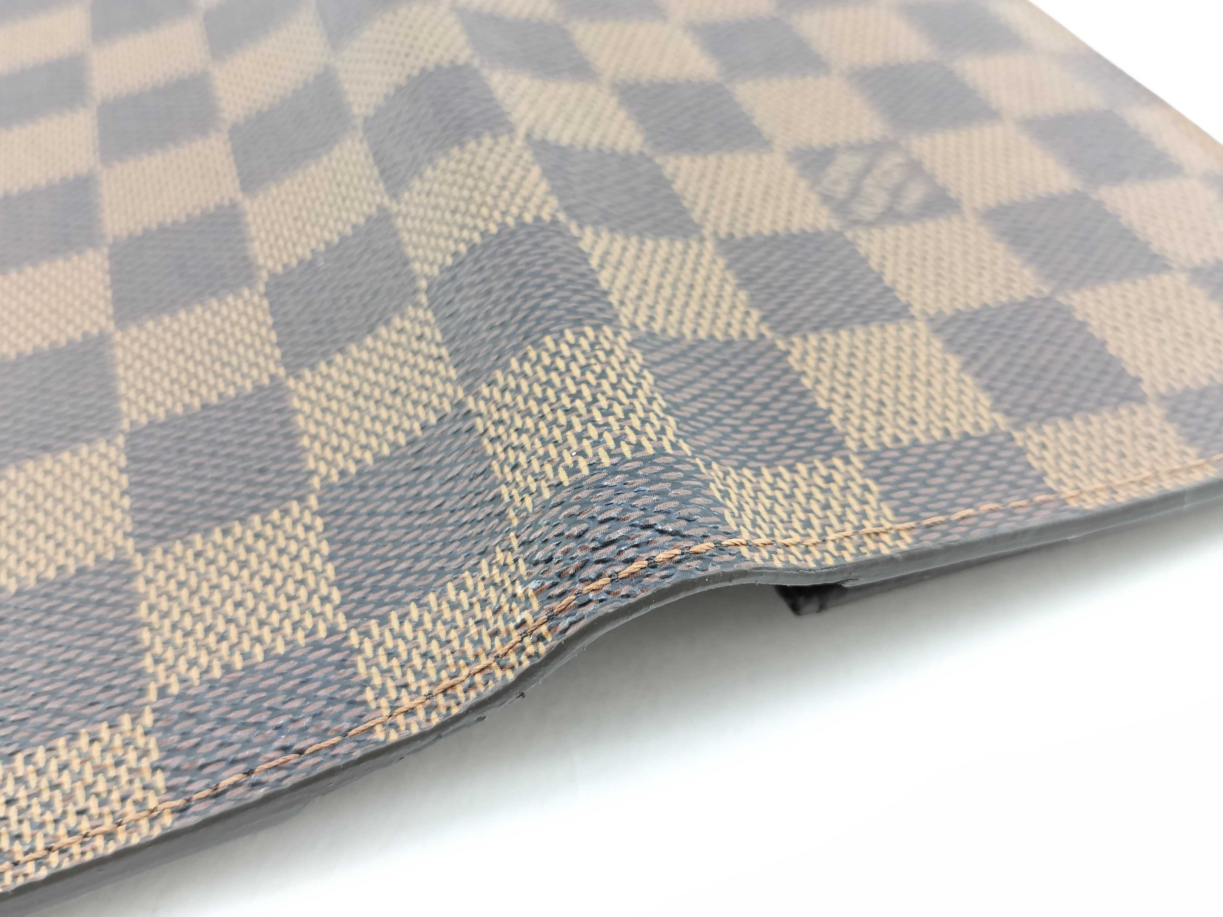 Damier Portefeuille Brazza Wallet — view 15