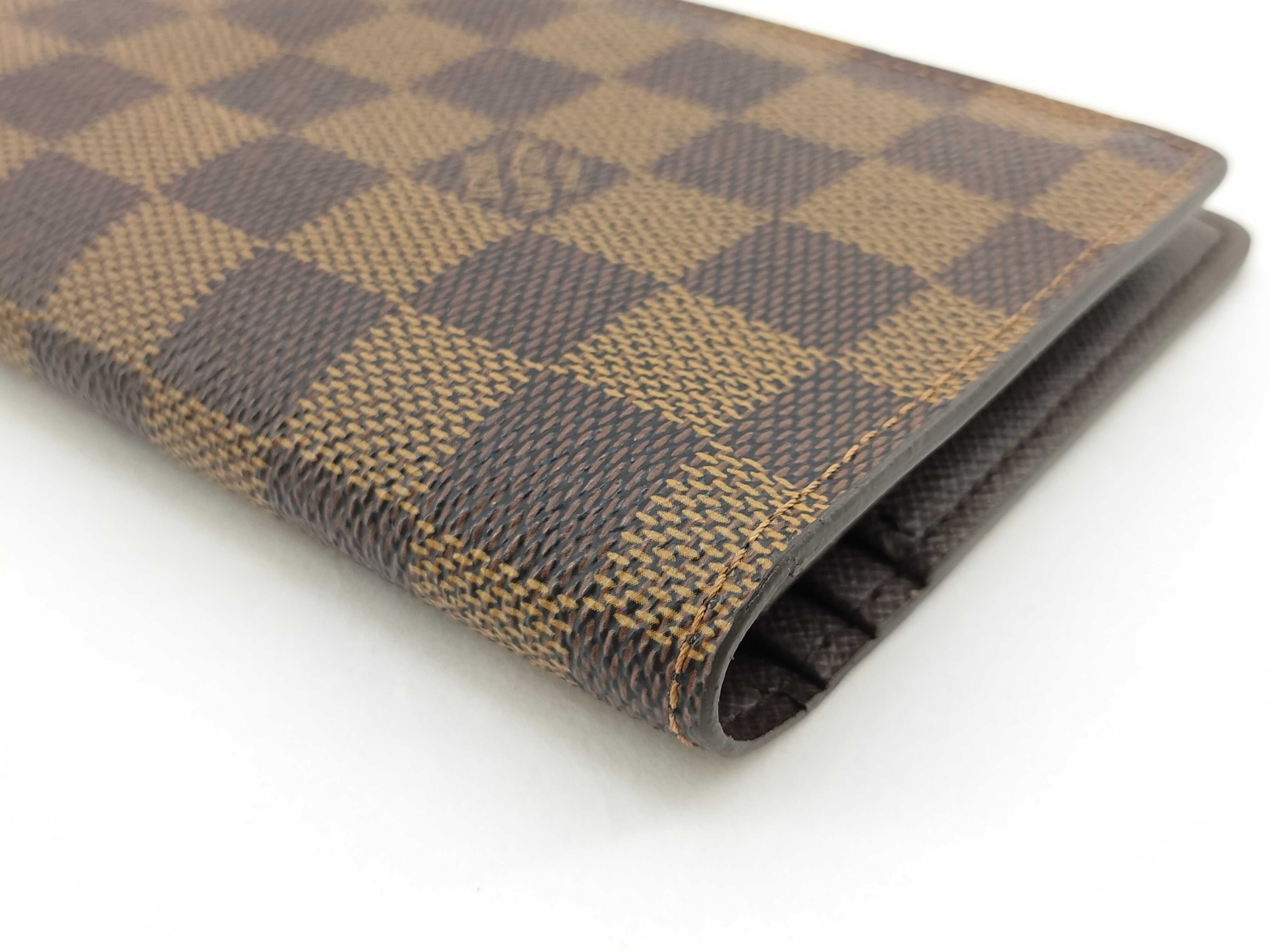 Damier Portefeuille Brazza Wallet — view 4