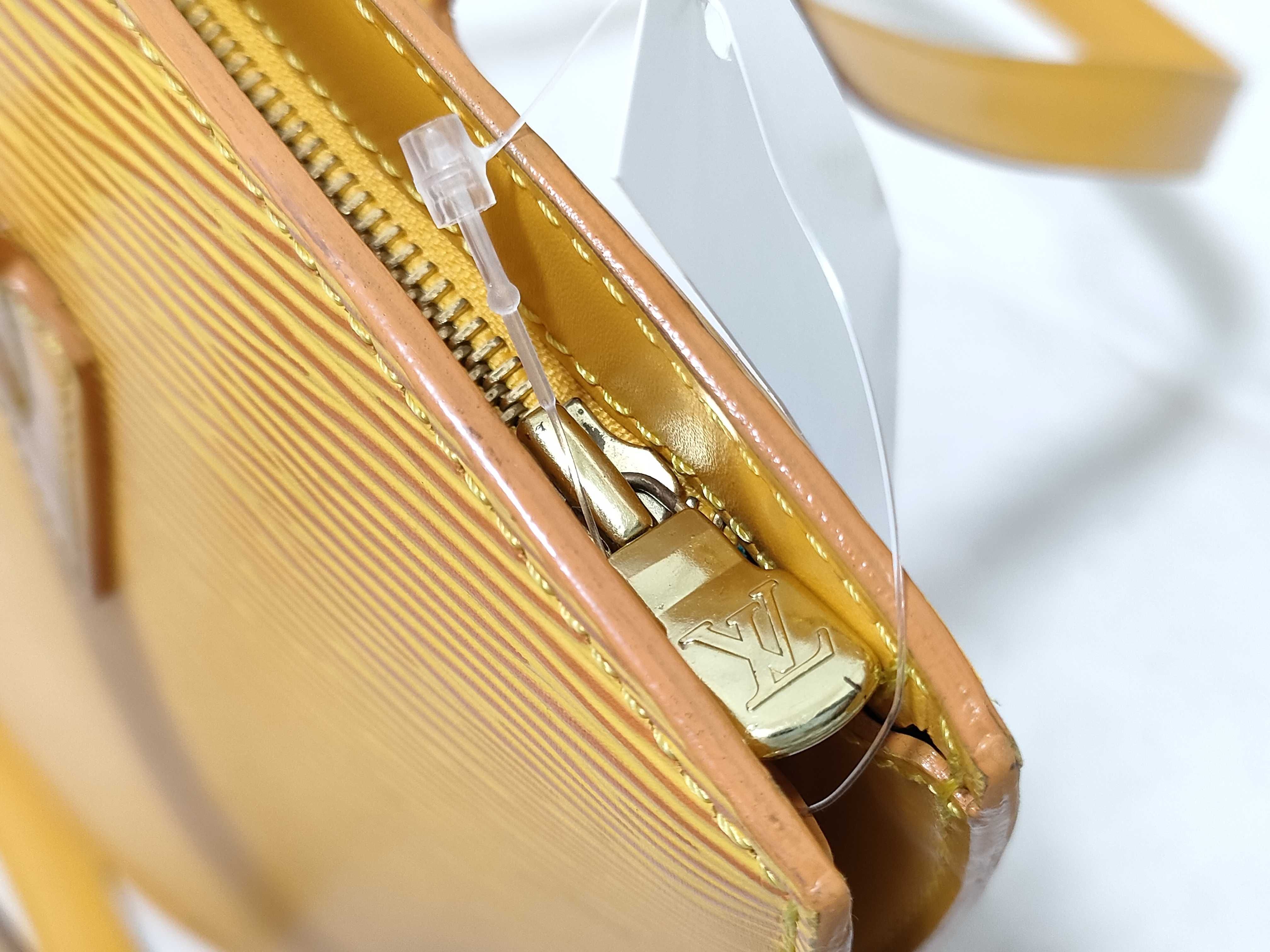 Epi Saint Jacques Yellow Handbag — view 13