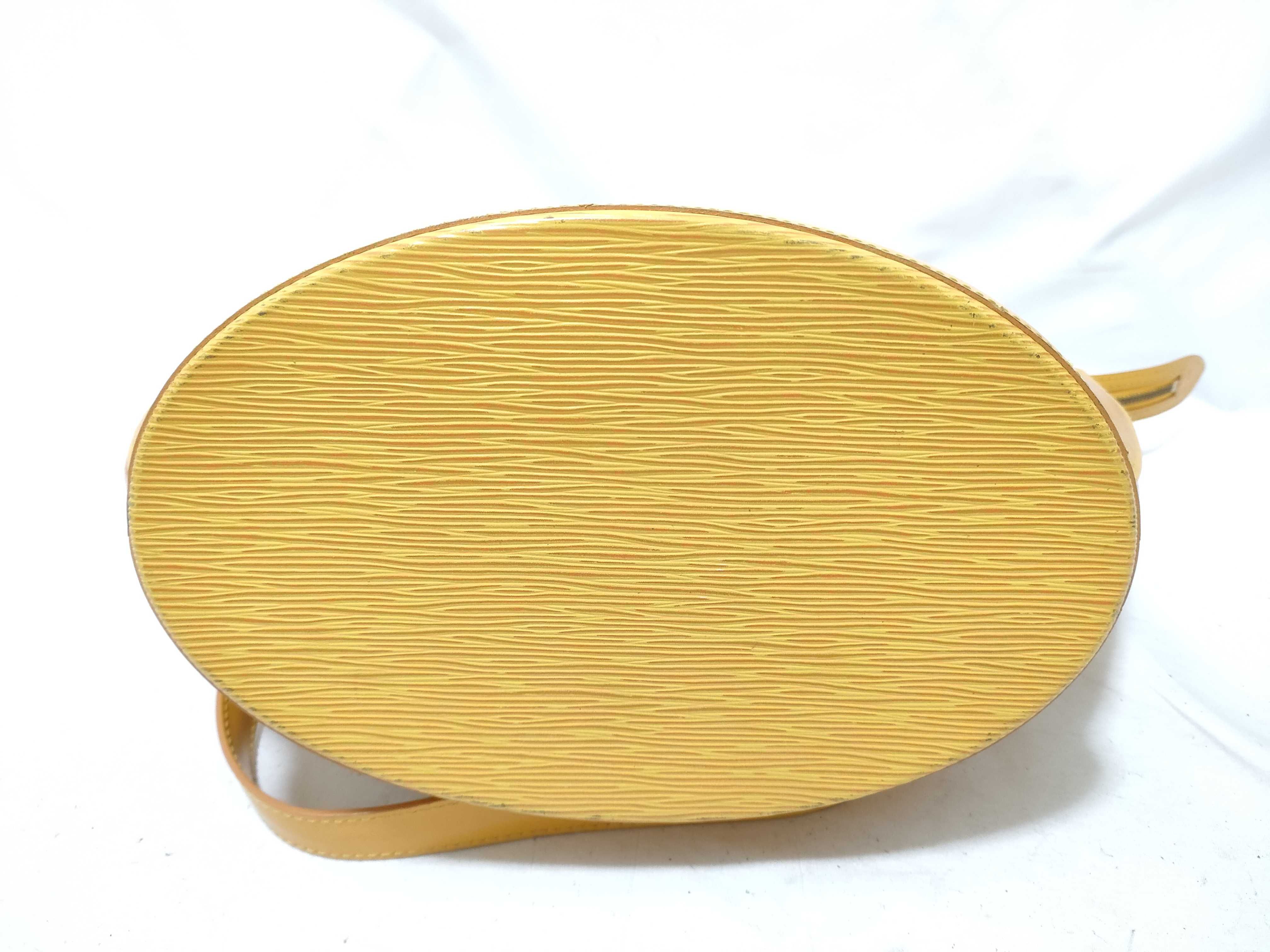 Epi Saint Jacques Yellow Handbag — view 8