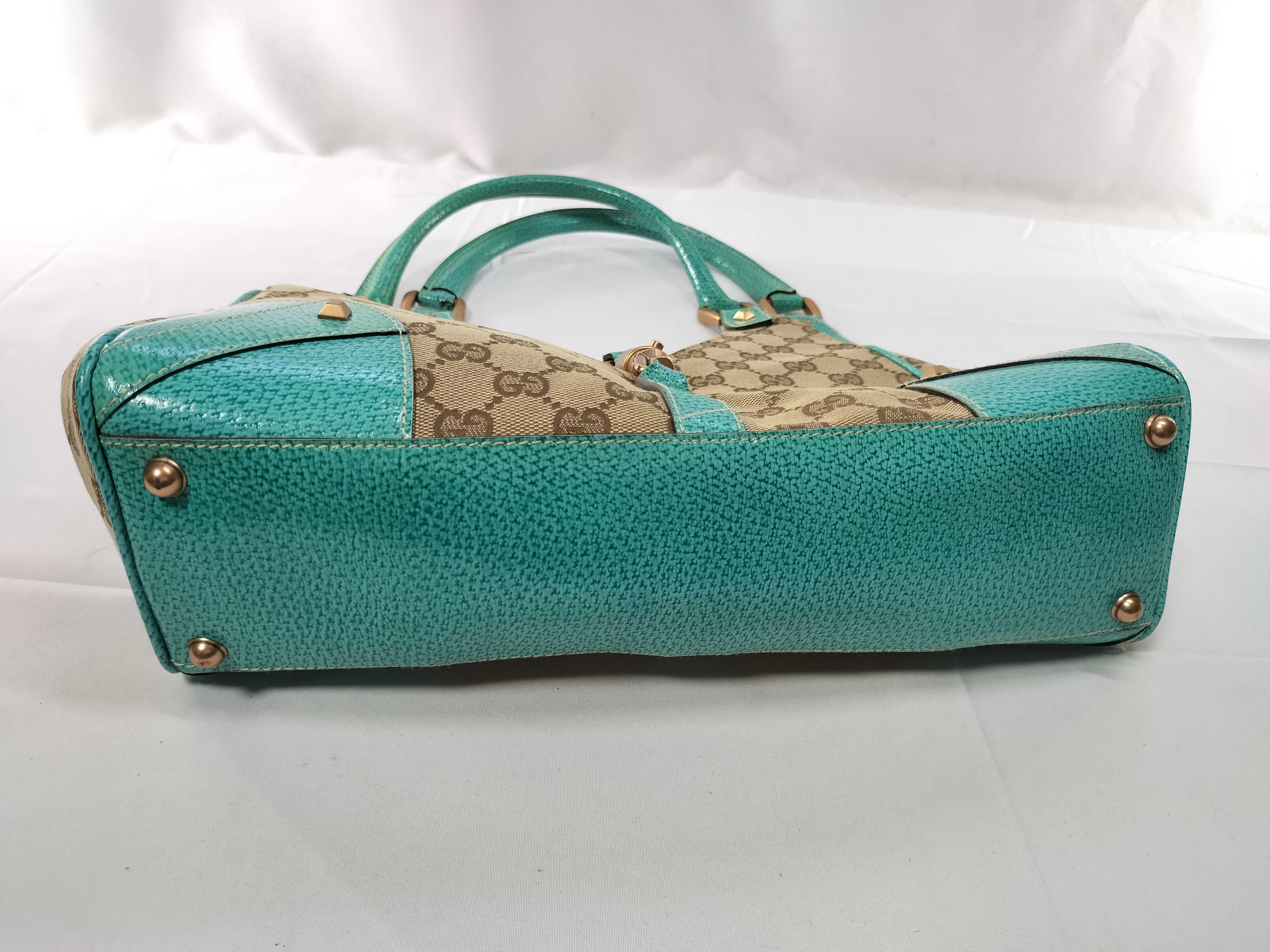 GG Canvas 124407 Shoulder Bag — view 7