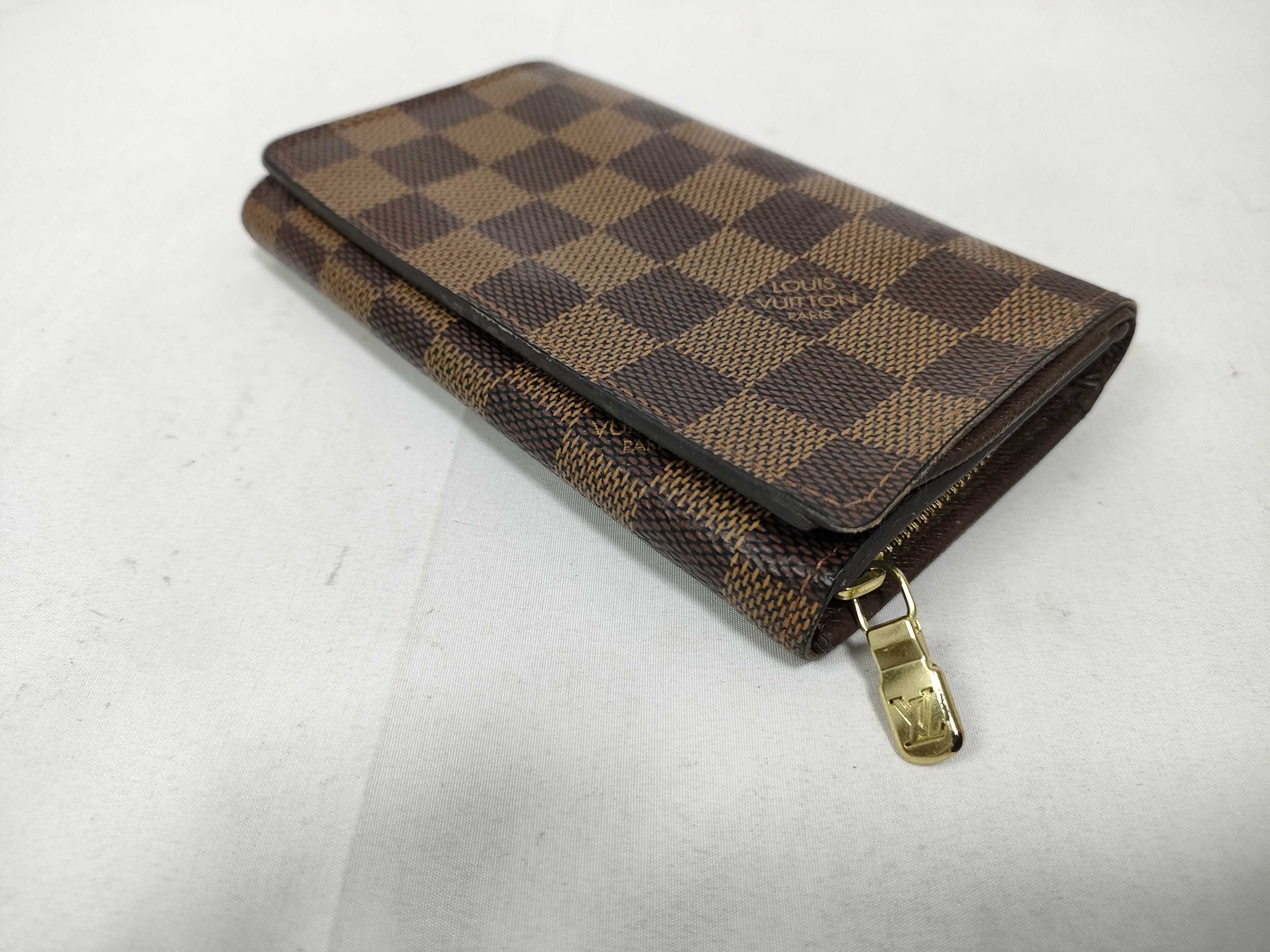 Damier LV Damier Portemonnaie Bietrezor N61730 CA0025 Initial Wallet — view 3