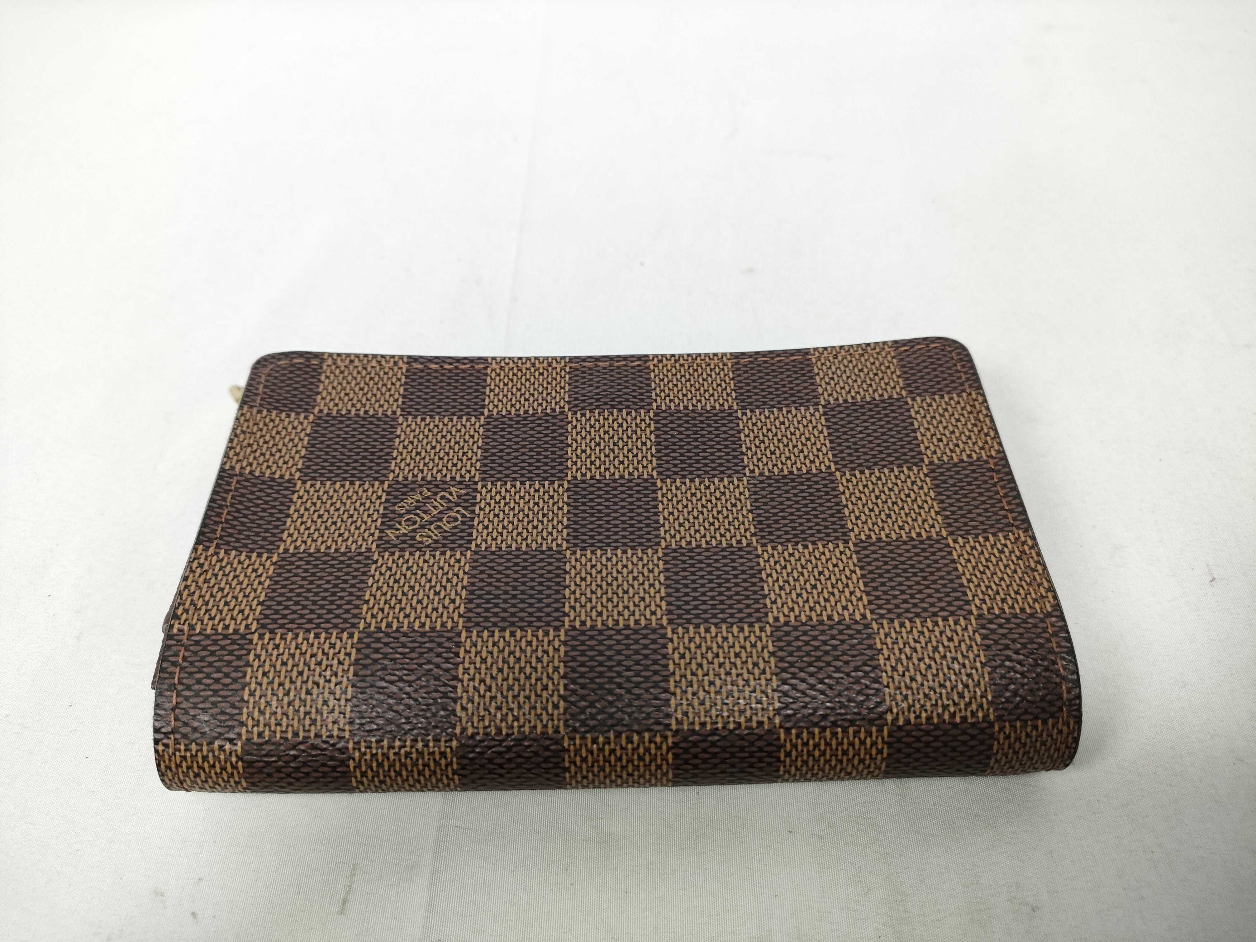 Damier LV Damier Portemonnaie Bietrezor N61730 CA0025 Initial Wallet — view 8
