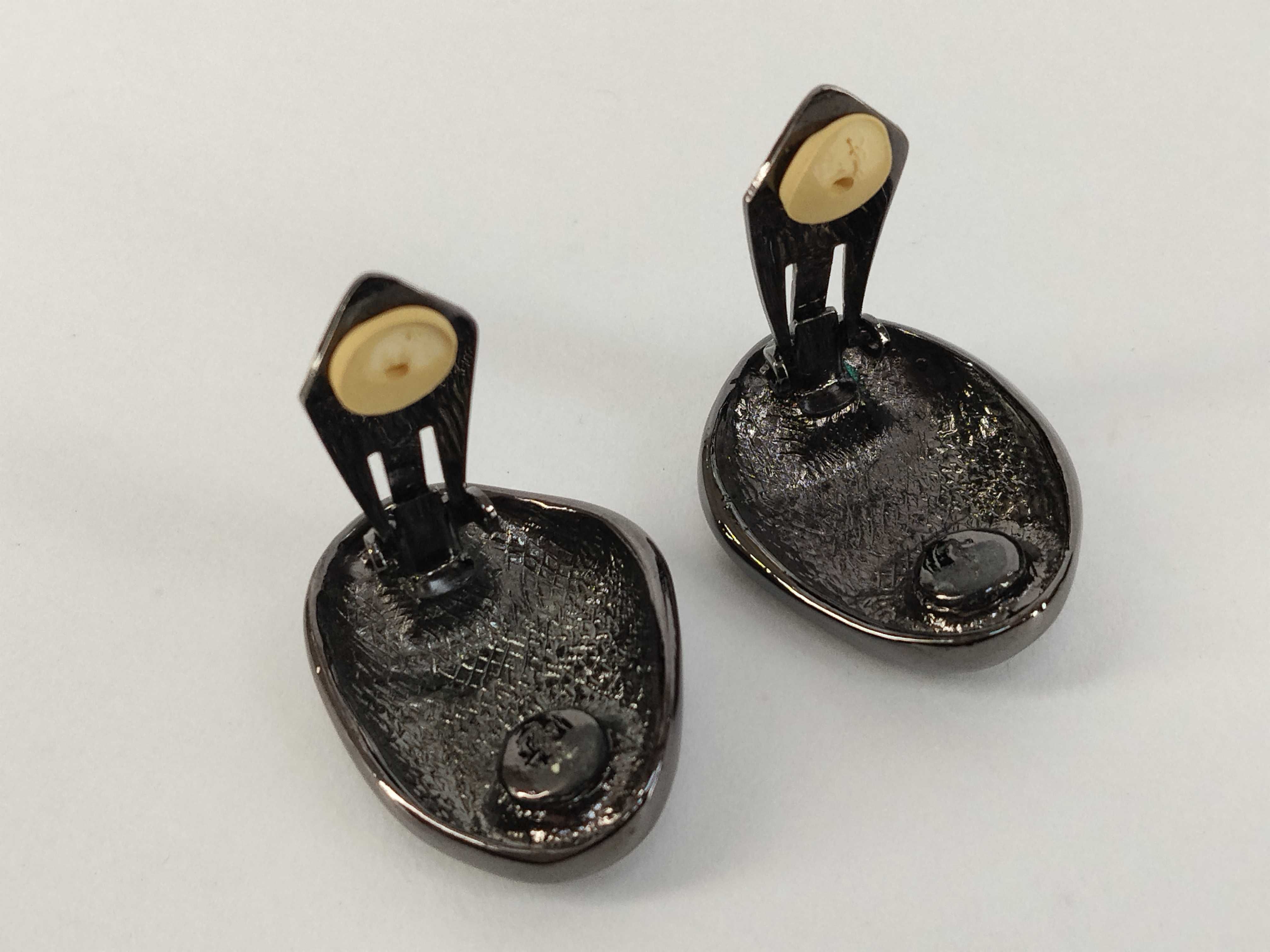 Stone Black Earrings — view 6