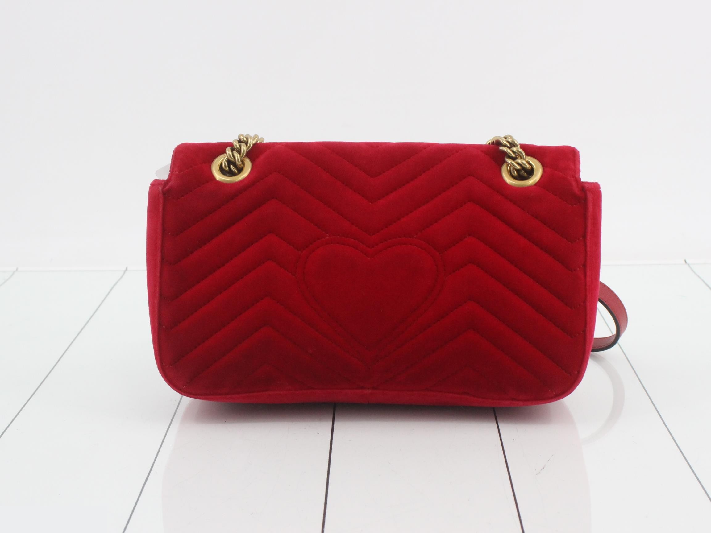 GG Marmont Velvet Chain Shoulder Bag, Red — view 2