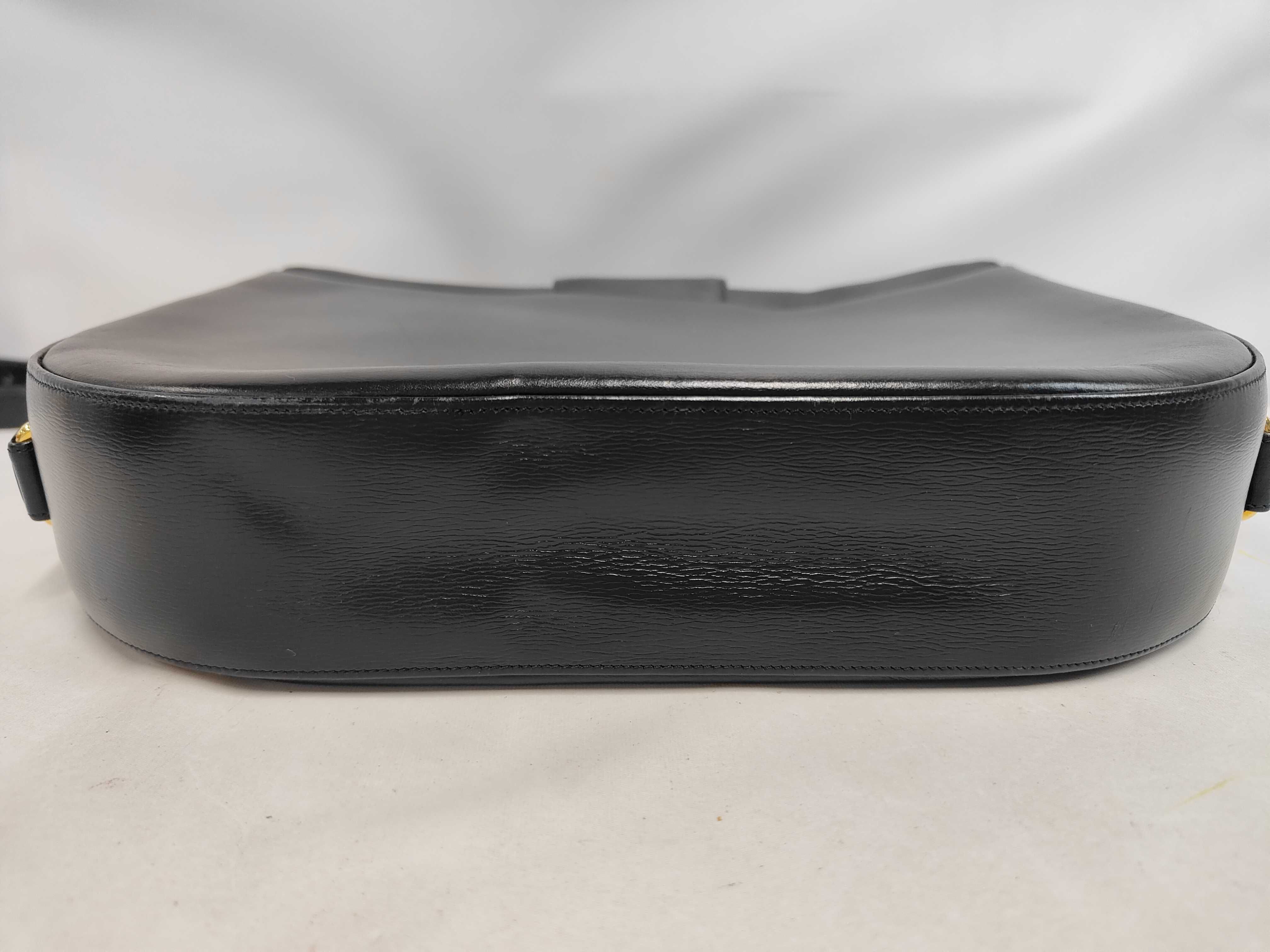 Sapphire Line Shoulder Bag — view 4