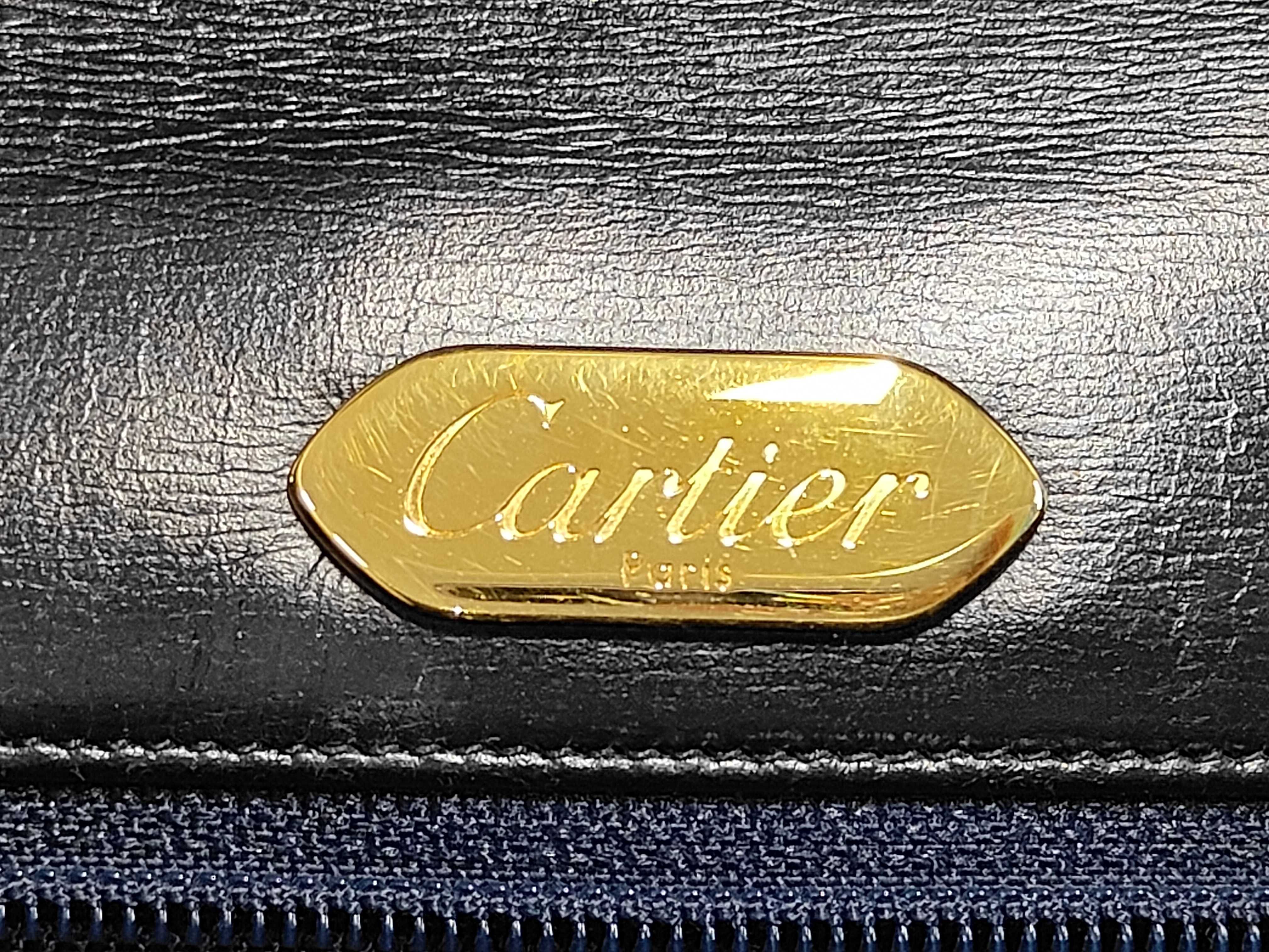 Sapphire Line Shoulder Bag — view 8