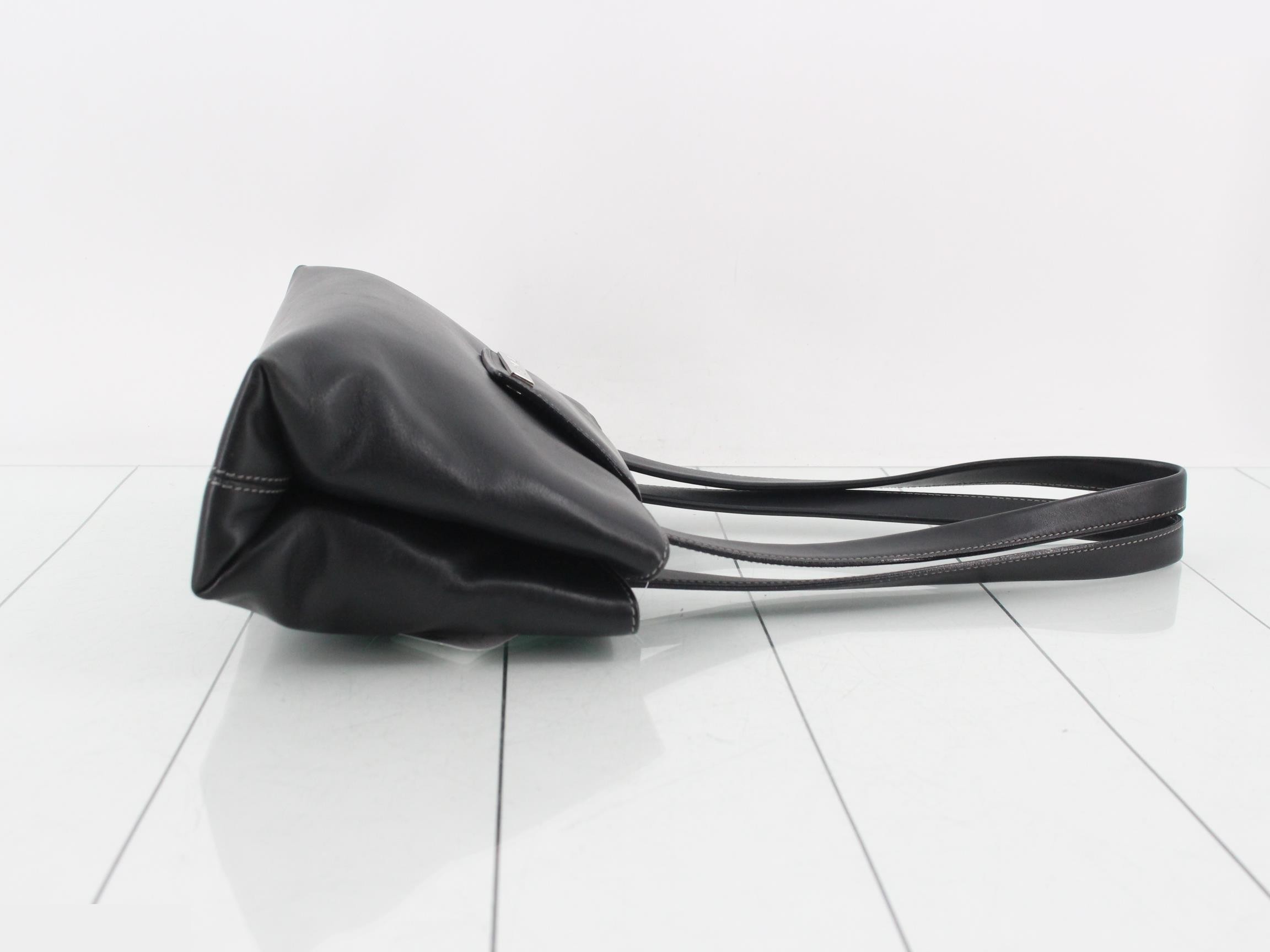 Other lines - Black leather bag — view 3