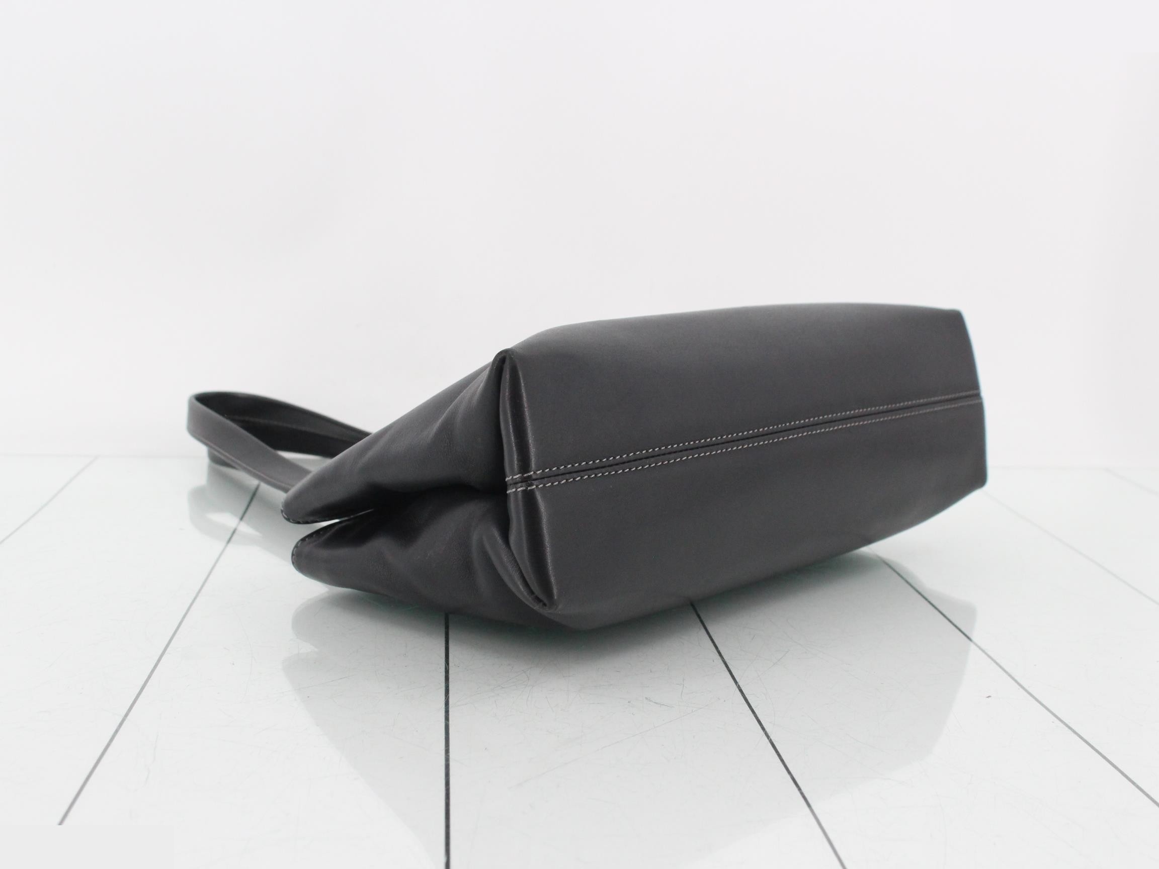 Other lines - Black leather bag — view 5