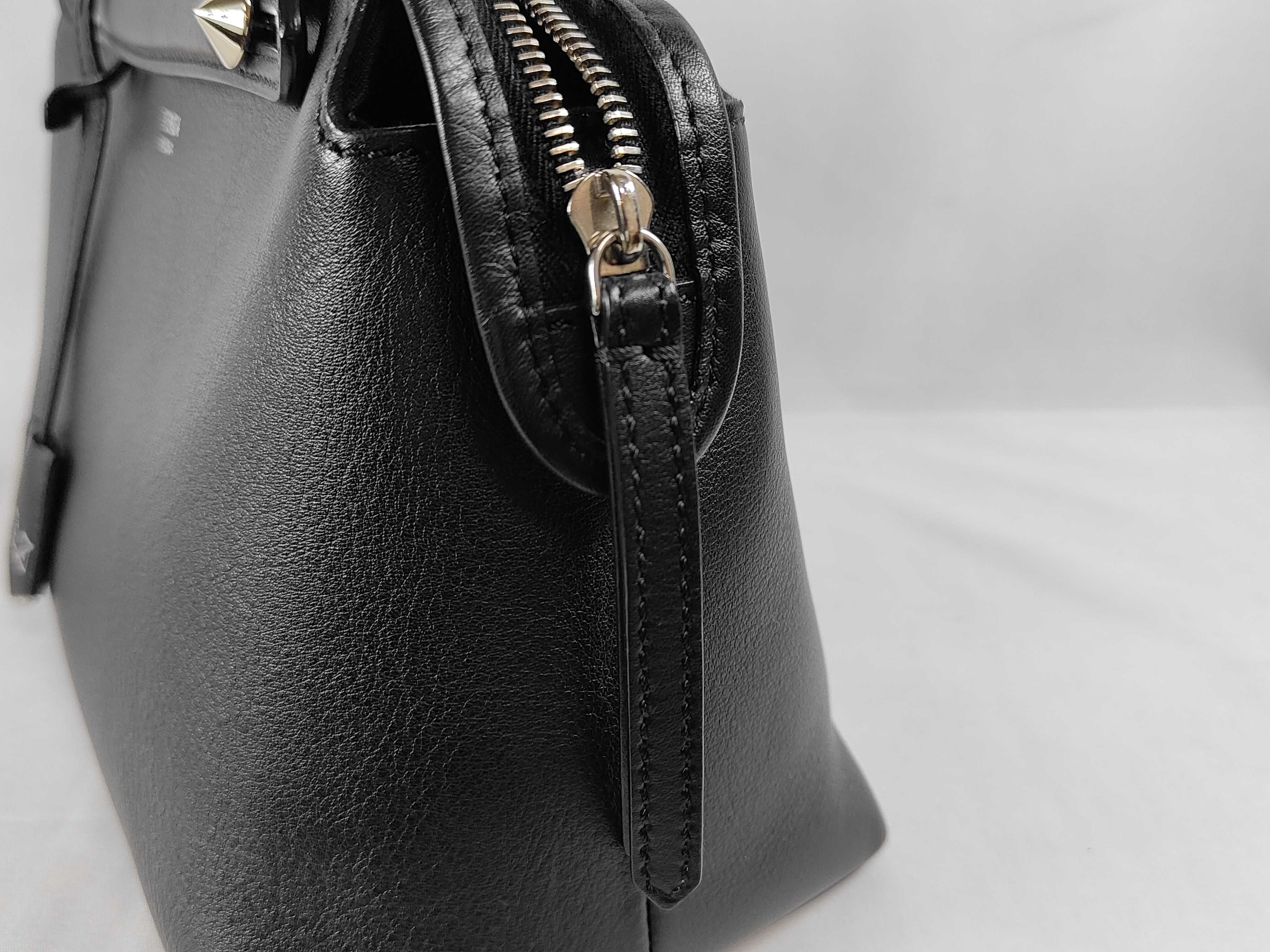 By The Way Medium Leather 2-Way Shoulder Bag, Black, 8BL124 (Handbag) — view 14