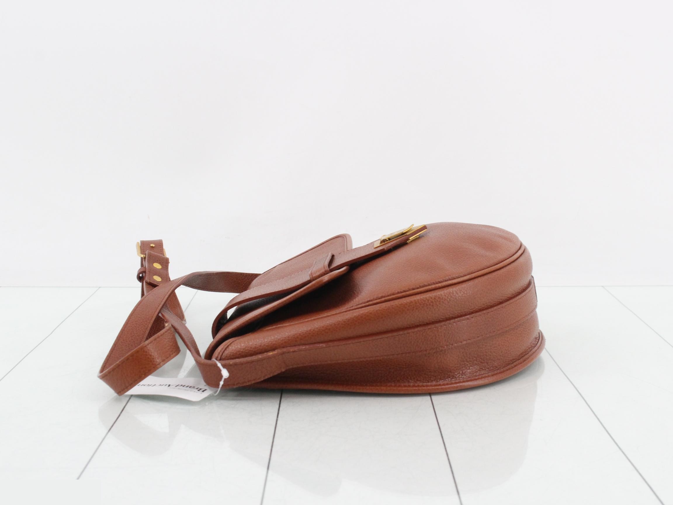 Leather shoulder bag with logo hardware — view 4