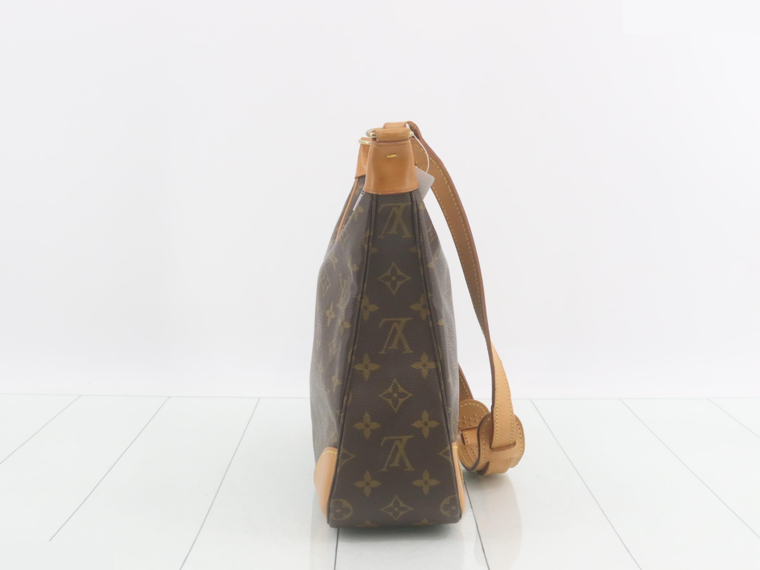 Monogram Shoulder Bag Boulogne 30 — view 3