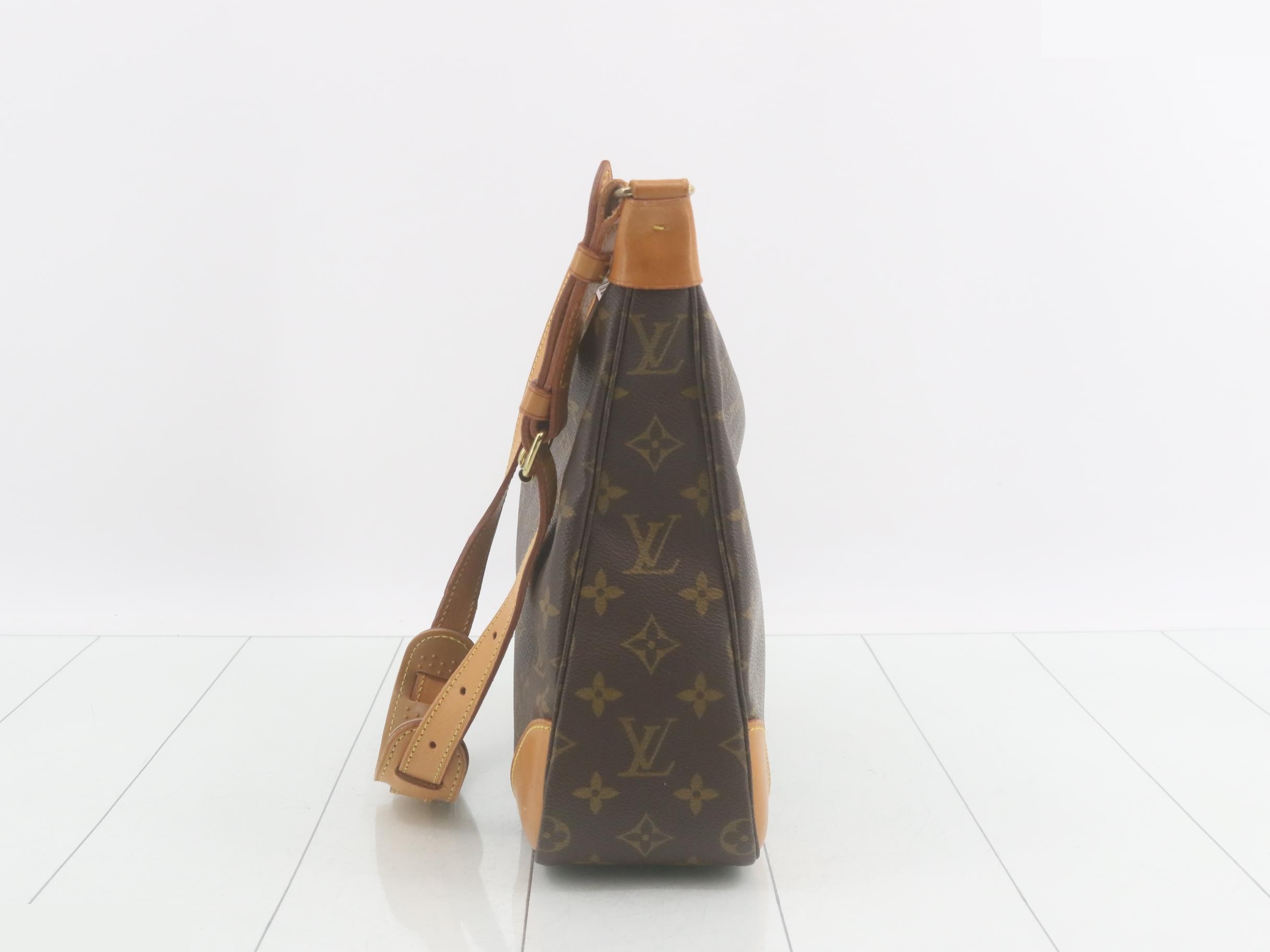 Monogram Shoulder Bag Boulogne 30 — view 4